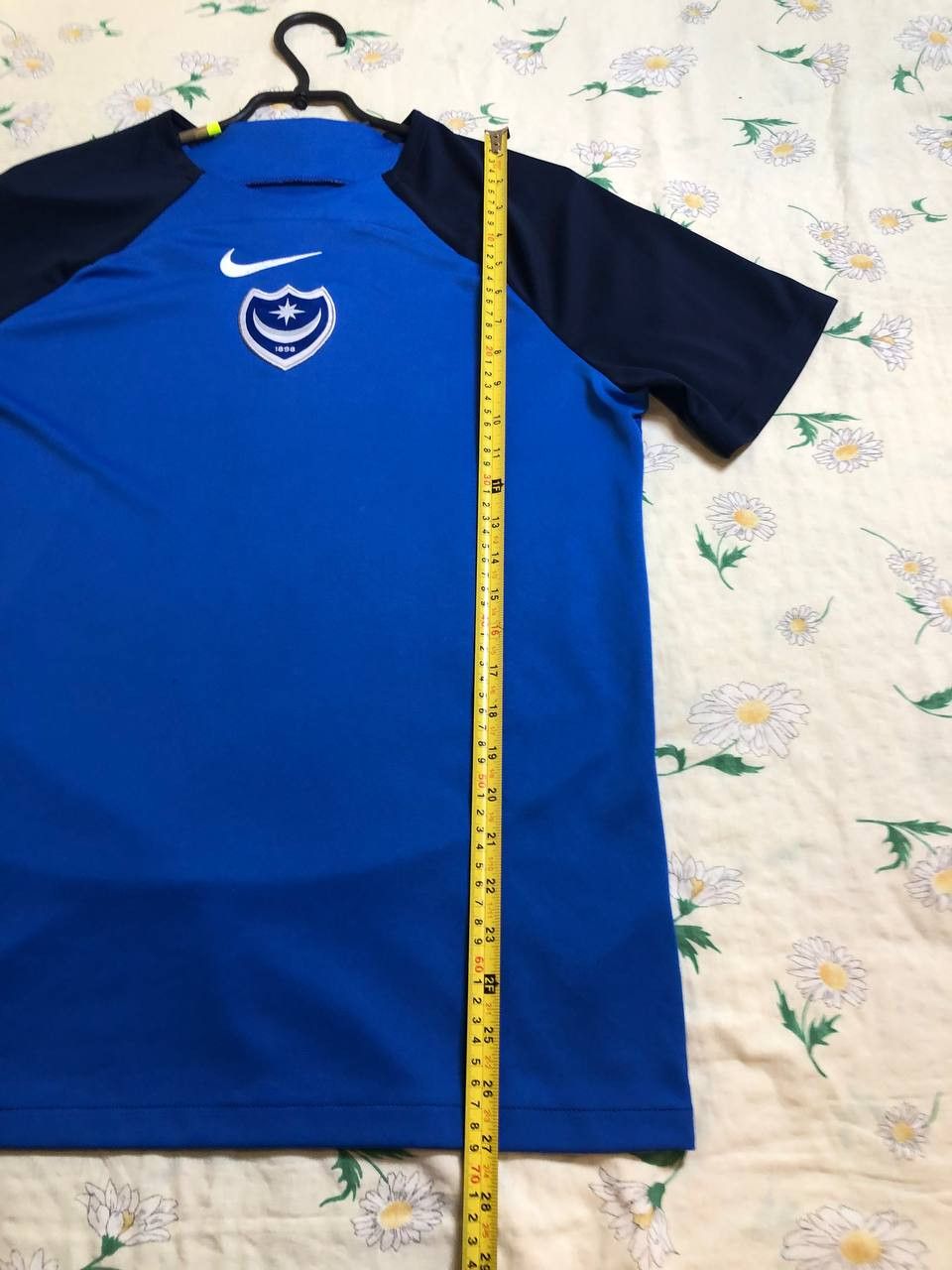 Nike Vintage Nike Football Training Jersey Size US L / EU 52-54 / 3 - 8 Thumbnail