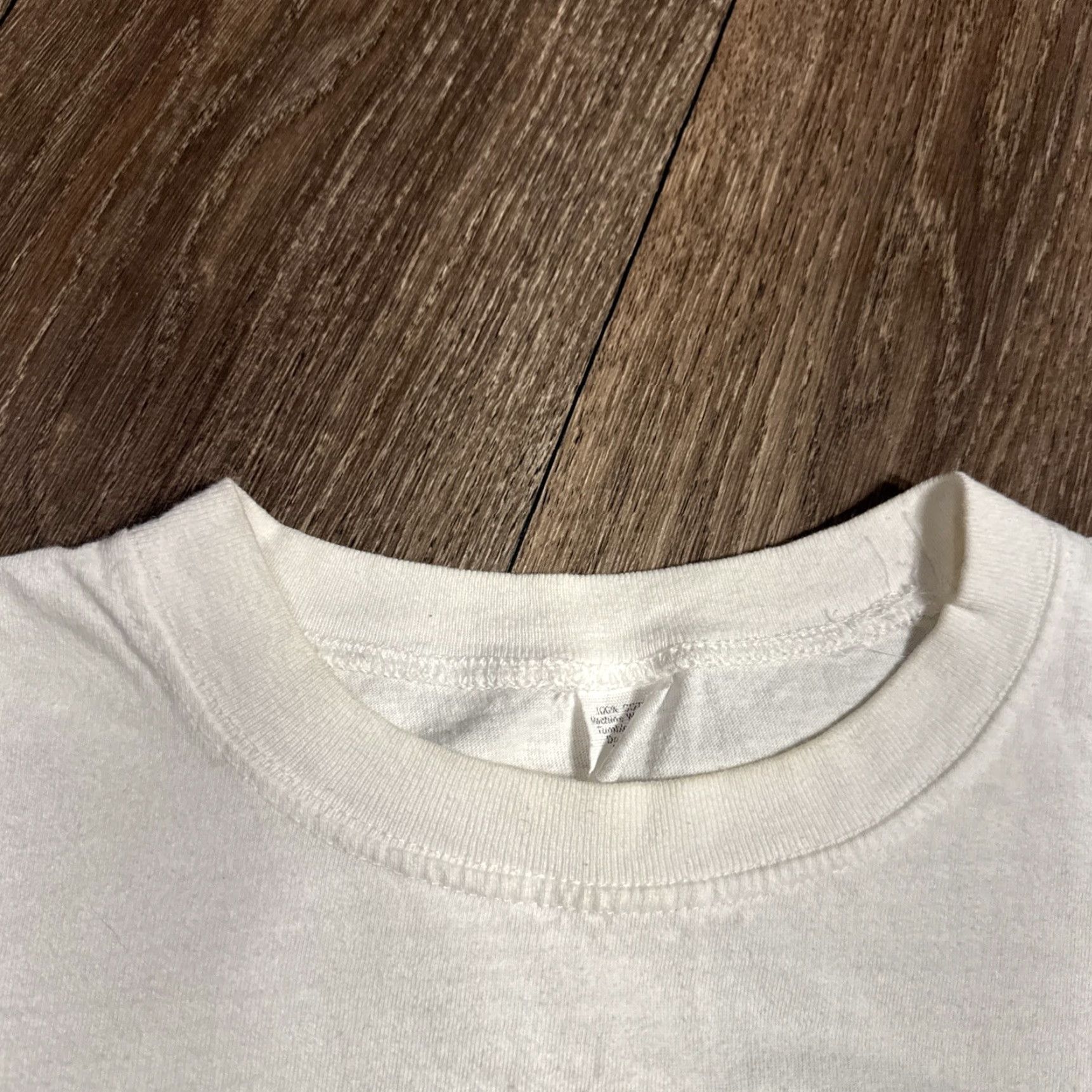 Vintage VINTAGE Great Smoky Mountains Nature Black Bear White T-Shirt L Men White 90s Bears Shirt Mens Size US L / EU 52-54 / 3 - 4 Thumbnail