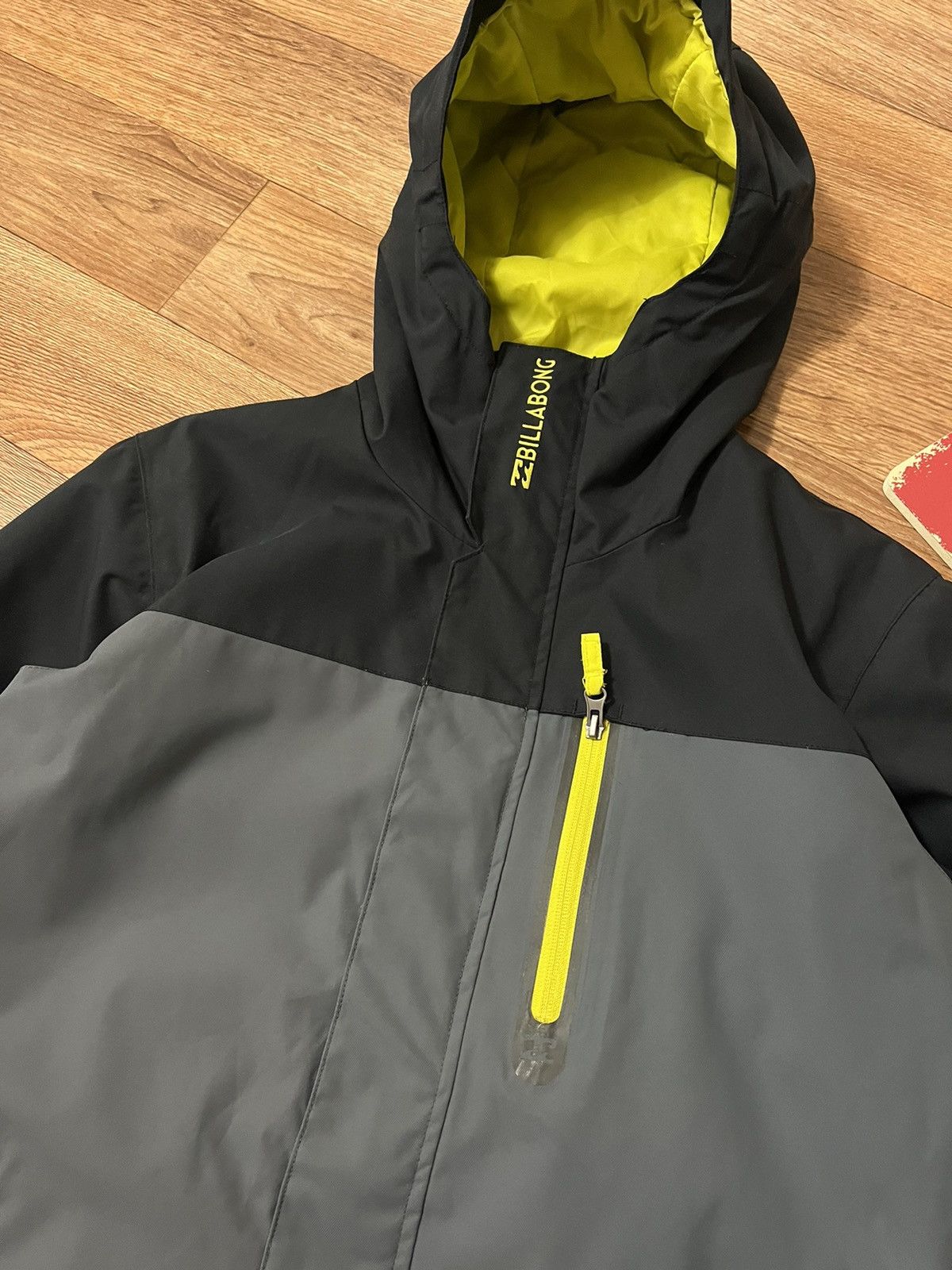 The Mountain Billabong Ski Outdoor Gore-Tex Jacket Size US S / EU 44-46 / 1 - 3 Thumbnail