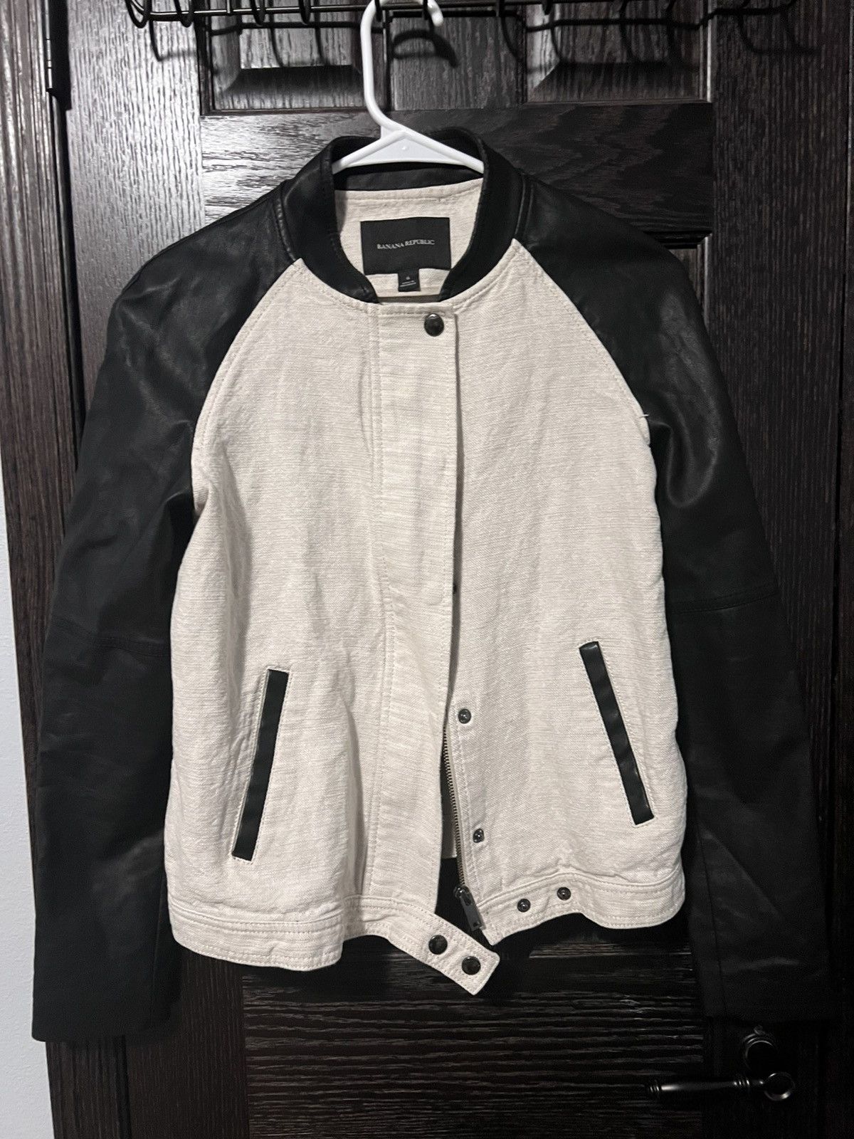 Banana Republic Banana Republic Linen Faux Leather Jacket Womens Size 6 Size M / US 6-8 / IT 42-44 - 1 Thumbnail