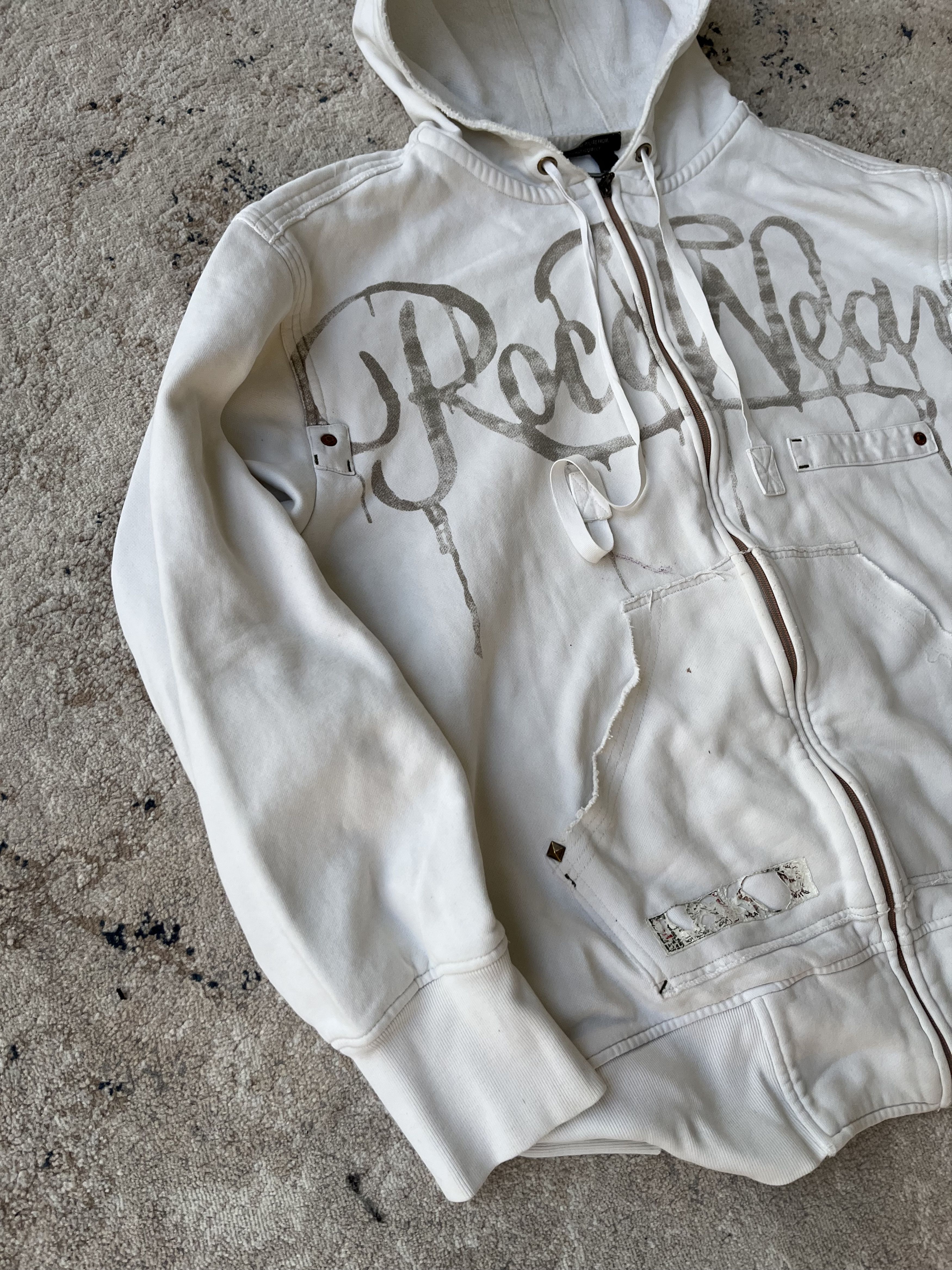 Rocawear VTG CROPPED Y2K ED HARDY STYLE STREETWEAR ROCAWEAR HOODIE Size US M / EU 48-50 / 2 - 3 Thumbnail