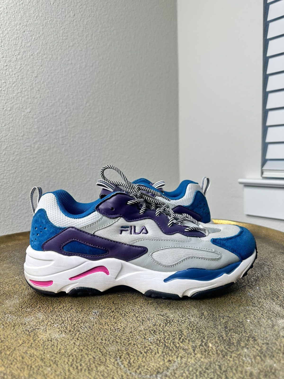 Fila Fila Ray Tracer Sneaker Size US 9.5 / EU 42-43 - 1 Thumbnail