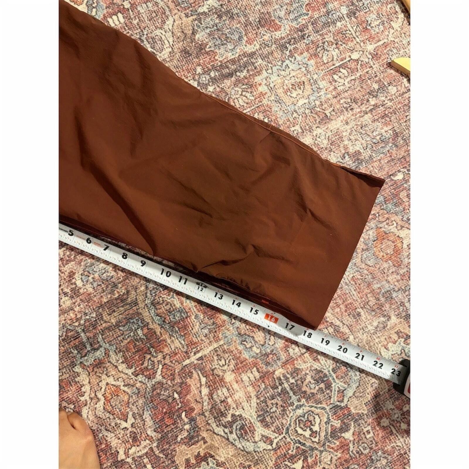Arc'teryx Arcteryx Women’s 10 Cargo Capri Terracotta Hiking Pants Size 32" / US 10 / IT 46 - 8 Thumbnail