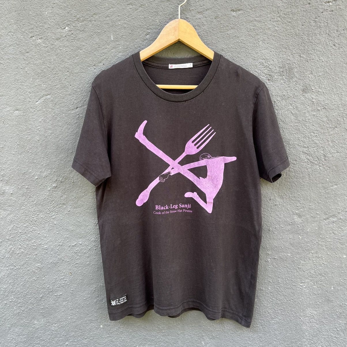 FR2 × One Piece Fxxking Rabbits X One Piece Sanji tee “smoking