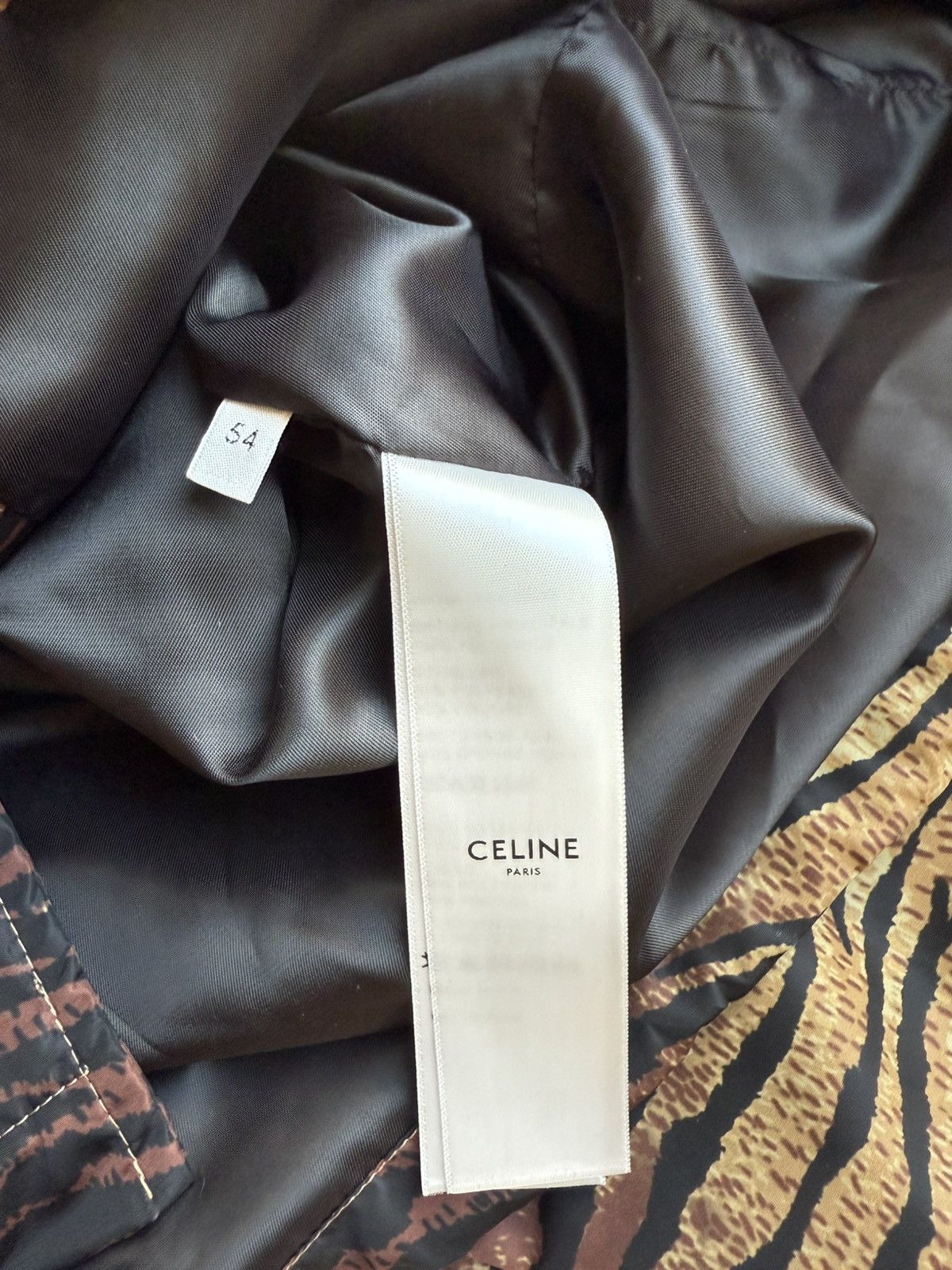 Celine $1.9k Celine tiger animal logo print coach jacket L XL Hedi Size US L / EU 52-54 / 3 - 21 Thumbnail