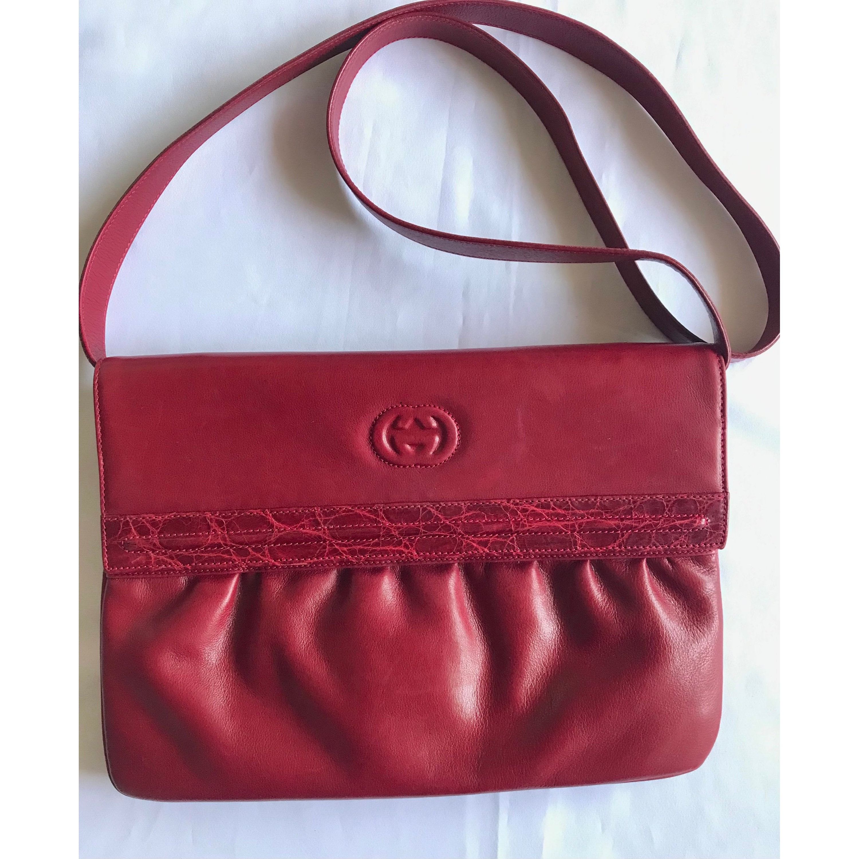 Gucci Vintage GUCCI wine red shoulder bag with GG engraved flap Size ONE SIZE - 3 Thumbnail