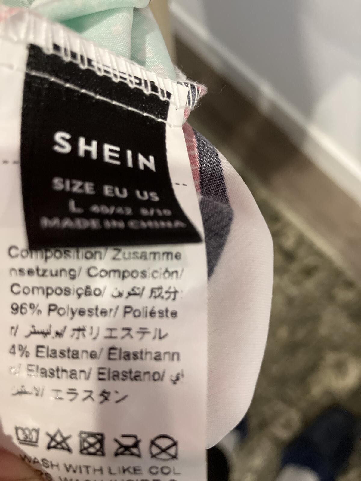 Shein Colorful Geometric Pattern Romper with Button Front and Draw Size 36" / US 14 / IT 50 - 9 Thumbnail