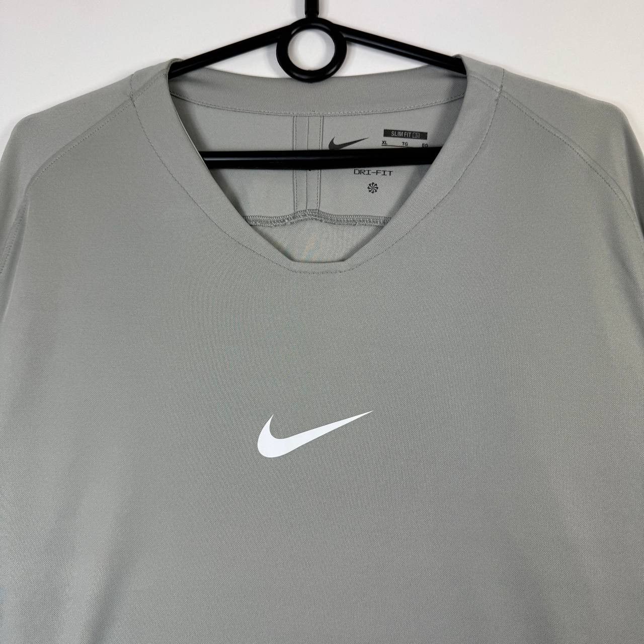 Nike Nike Dri-Fit Training Shirt Grey AV2609-057 Mens Size XL Size US XL / EU 56 / 4 - 2 Thumbnail