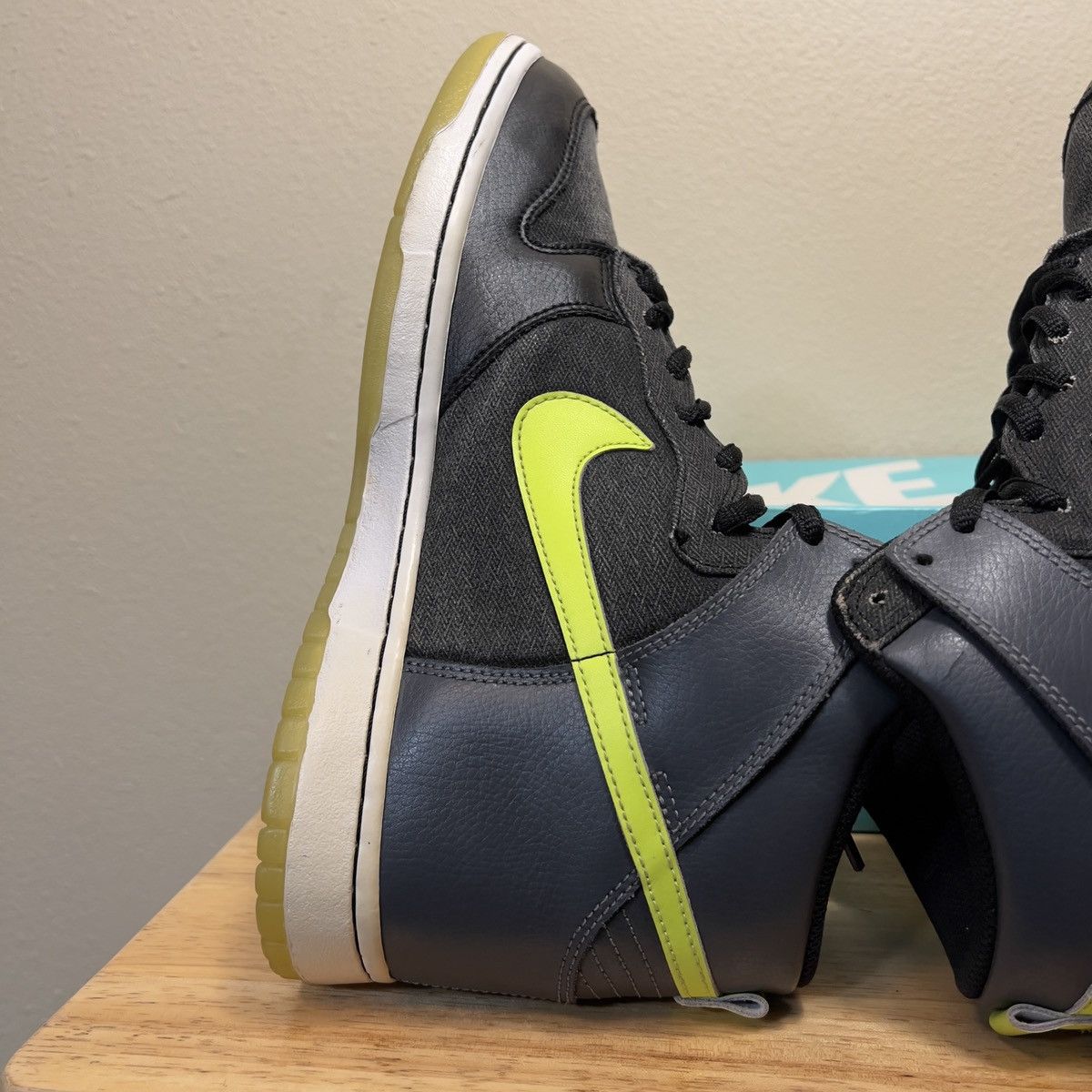 Vintage Nike 6.0 Premium Grey Volt Glow In The Dark