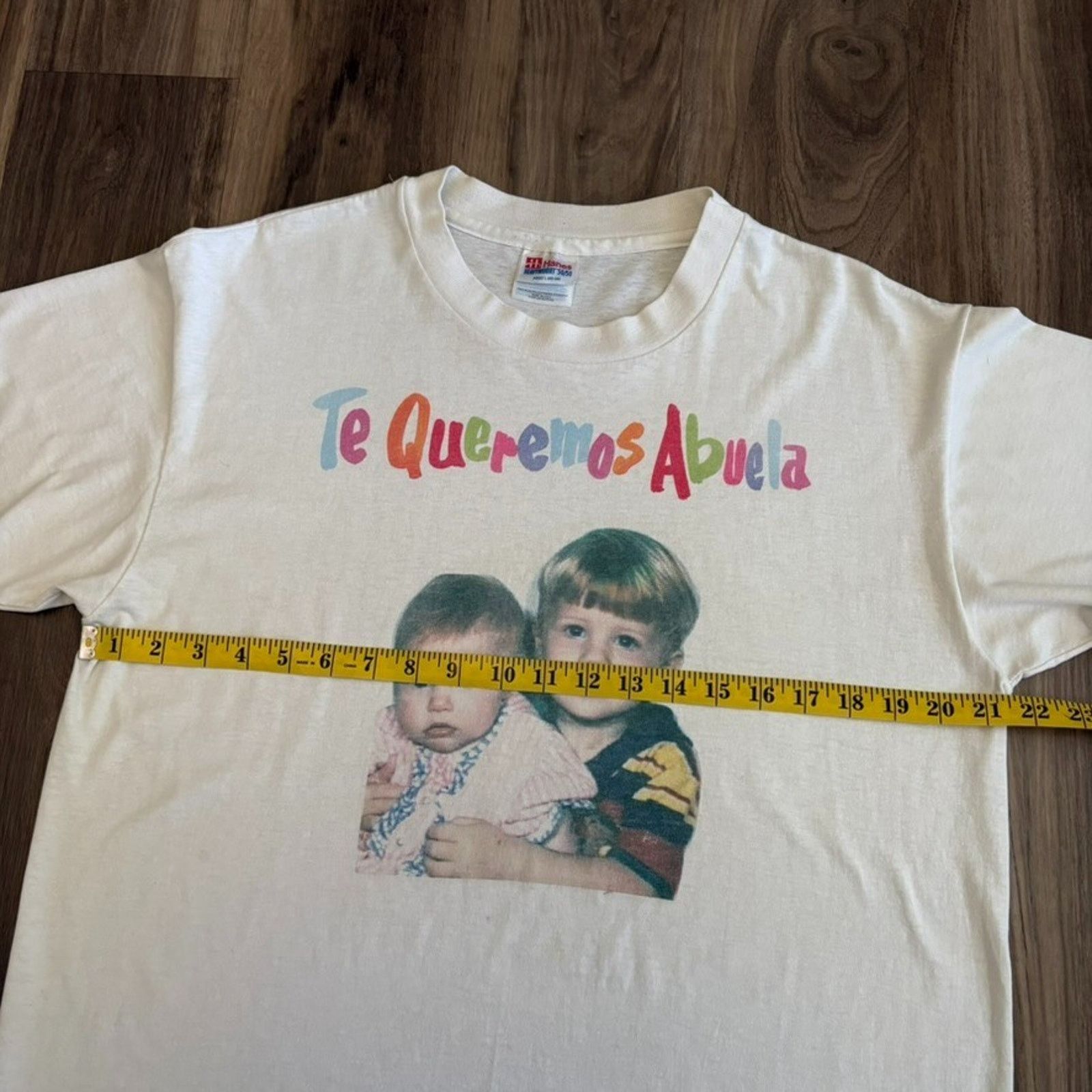 Vintage Vintage Random Baby Photo Portrait Art T-Shirt Men's Size L Size US L / EU 52-54 / 3 - 5 Thumbnail