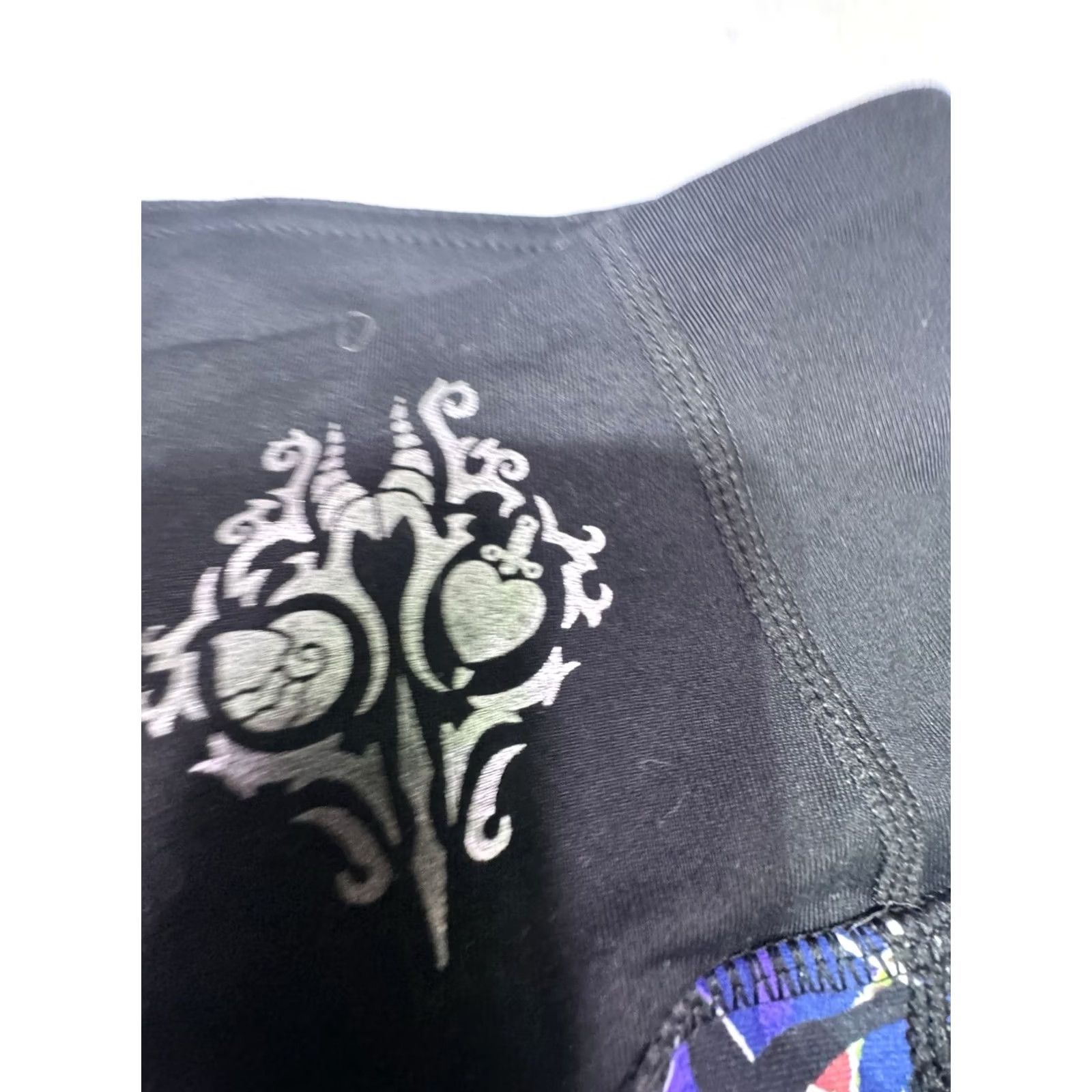 Torrid Torrid Disney Villains Black Active Leggings - Evil Queen Print Squartches Size 40" / US 18 - 5 Thumbnail