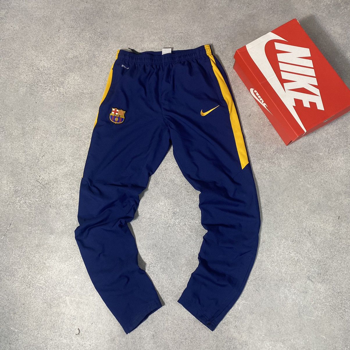Nike Vintage nike pants barcelona Size US 30 / EU 46 - 2 Thumbnail
