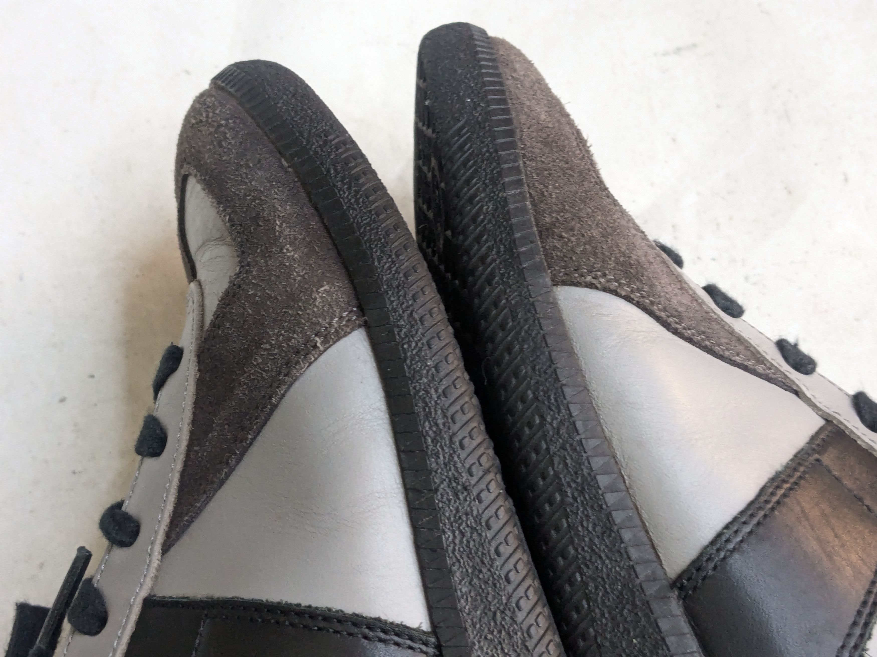 Maison Margiela Maison Margiela Replica GAT Gray Black 7 40 Size US 7 / EU 40 - 9 Thumbnail