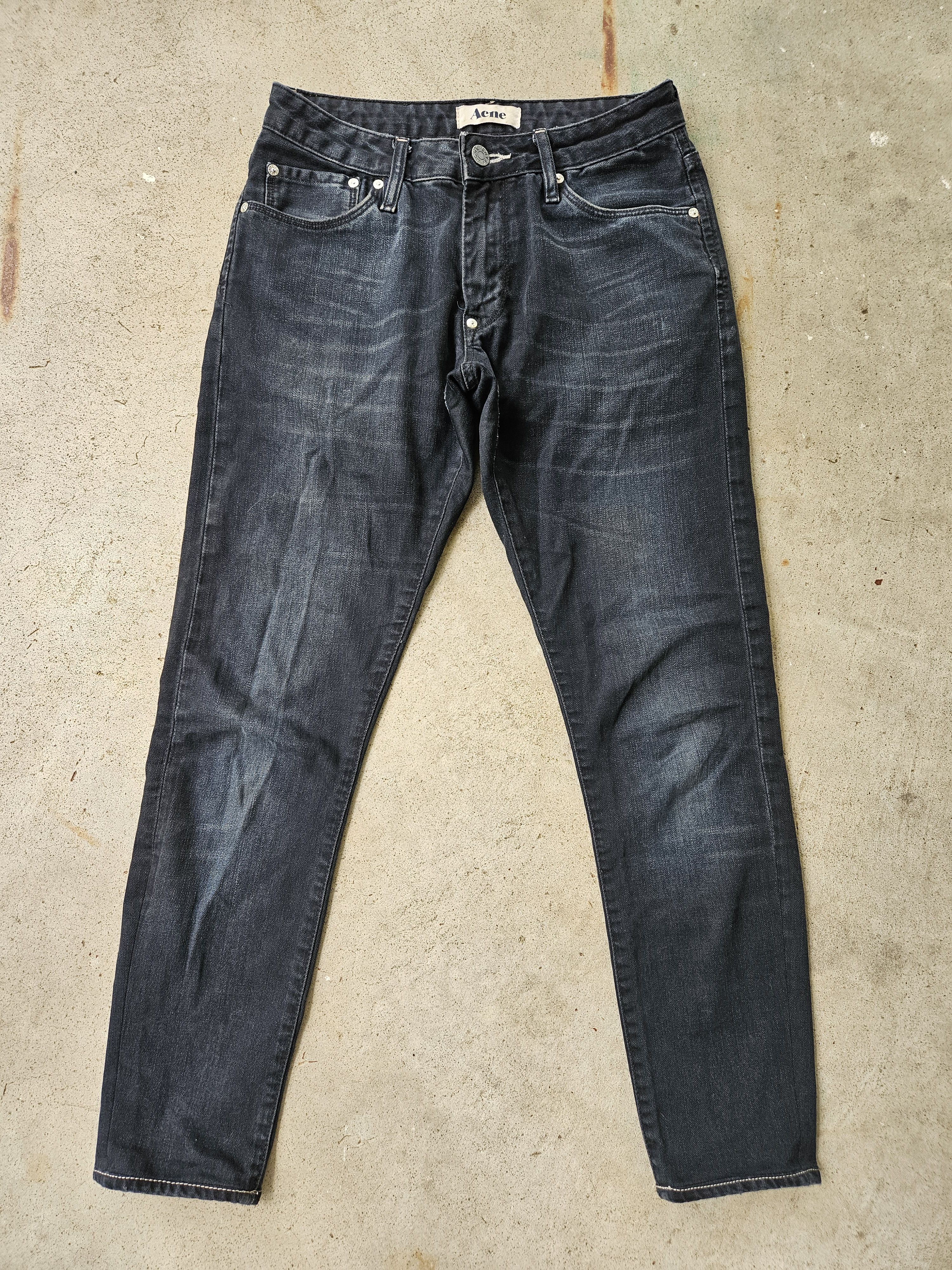 Acne Studios Hug Blackness Dark Blue Leather Patch Denim Jeans Size US 28 / EU 44 - 1 Thumbnail