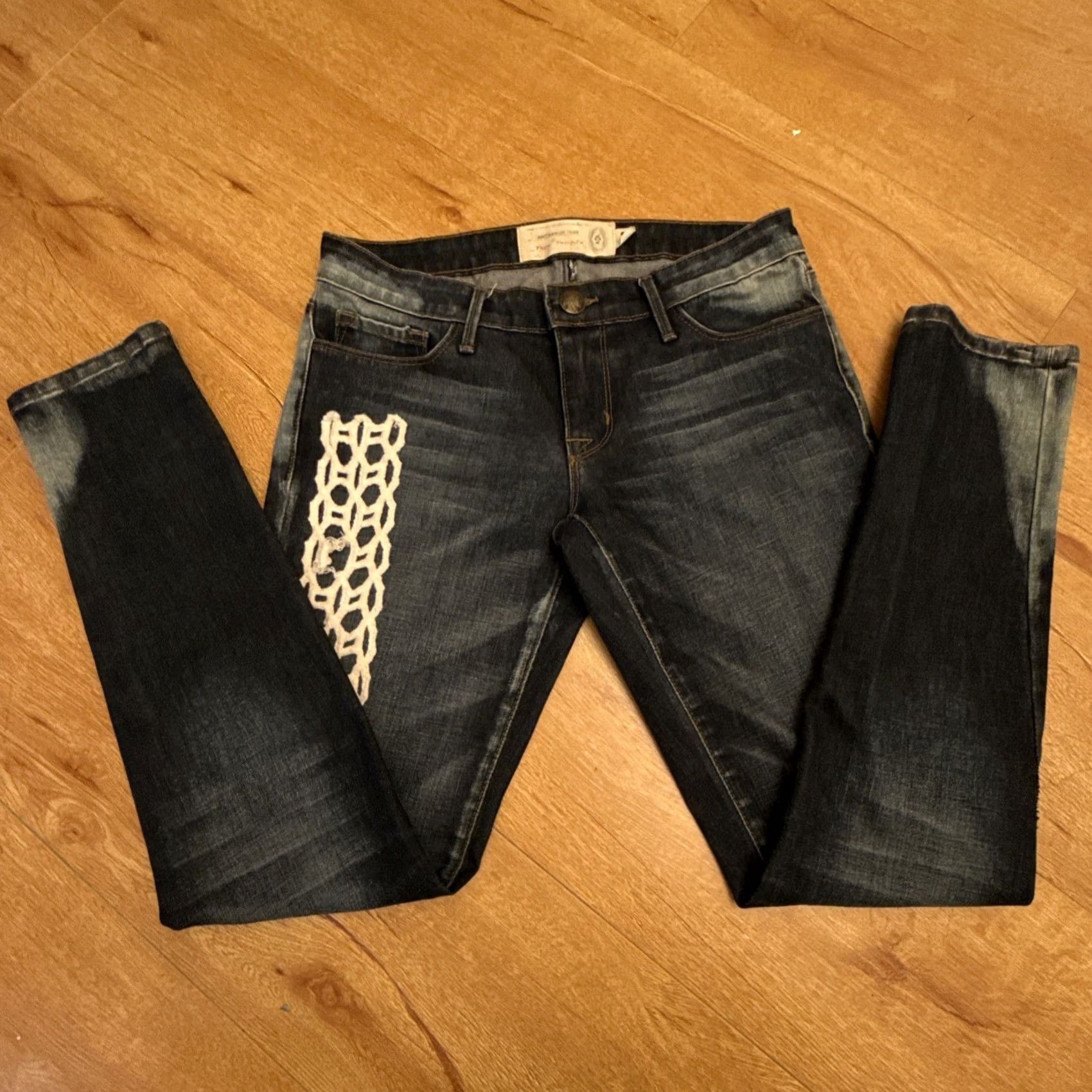 Free People Free People Jeans Skinny Womens 25 Denim Embroidered Patch Bohemian Leather Not applicable Size 27" / US 4 / IT 40 - 5 Thumbnail