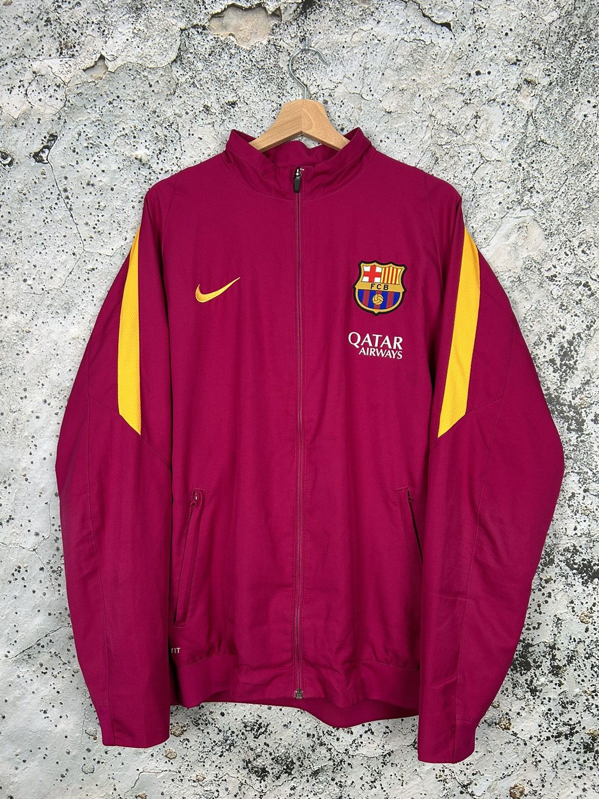 Nike Vintage FC Barcelona Sweatshirt Soccer Football Nike Rare Size US XL / EU 56 / 4 - 1 Thumbnail