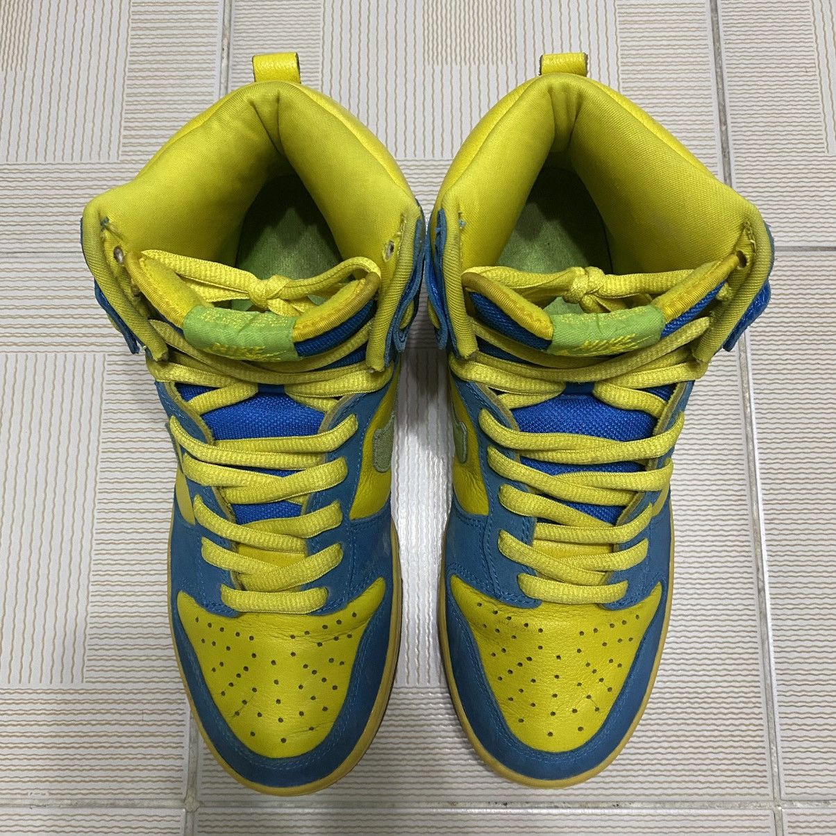 Nike SB Dunk High Marge Simpson 2008 Size US 8 / EU 41 - 10 Thumbnail