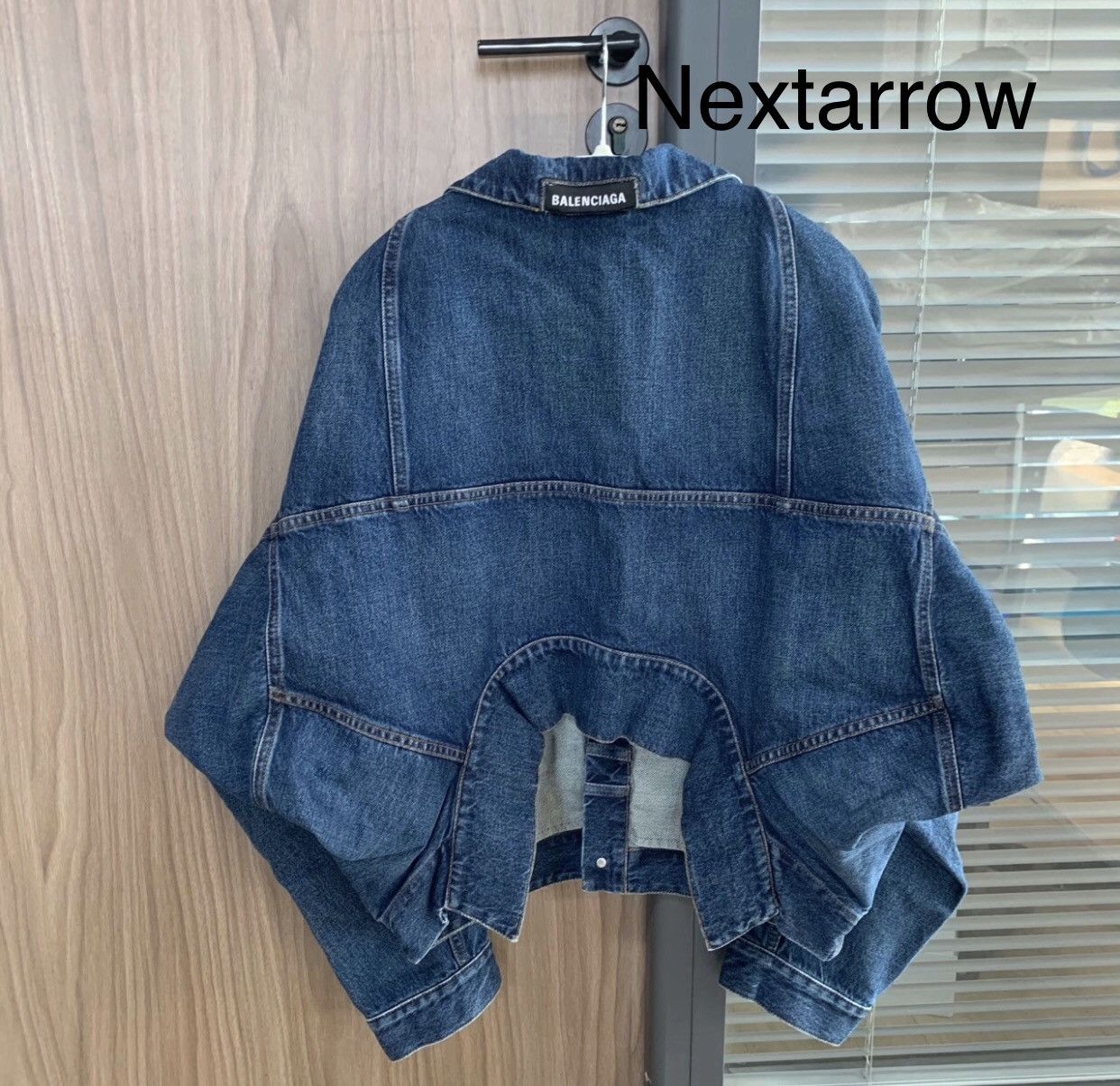 Balenciaga Balenciaga inverted irregular collar logo blue denim jacket Size US S / EU 44-46 / 1 - 2 Thumbnail