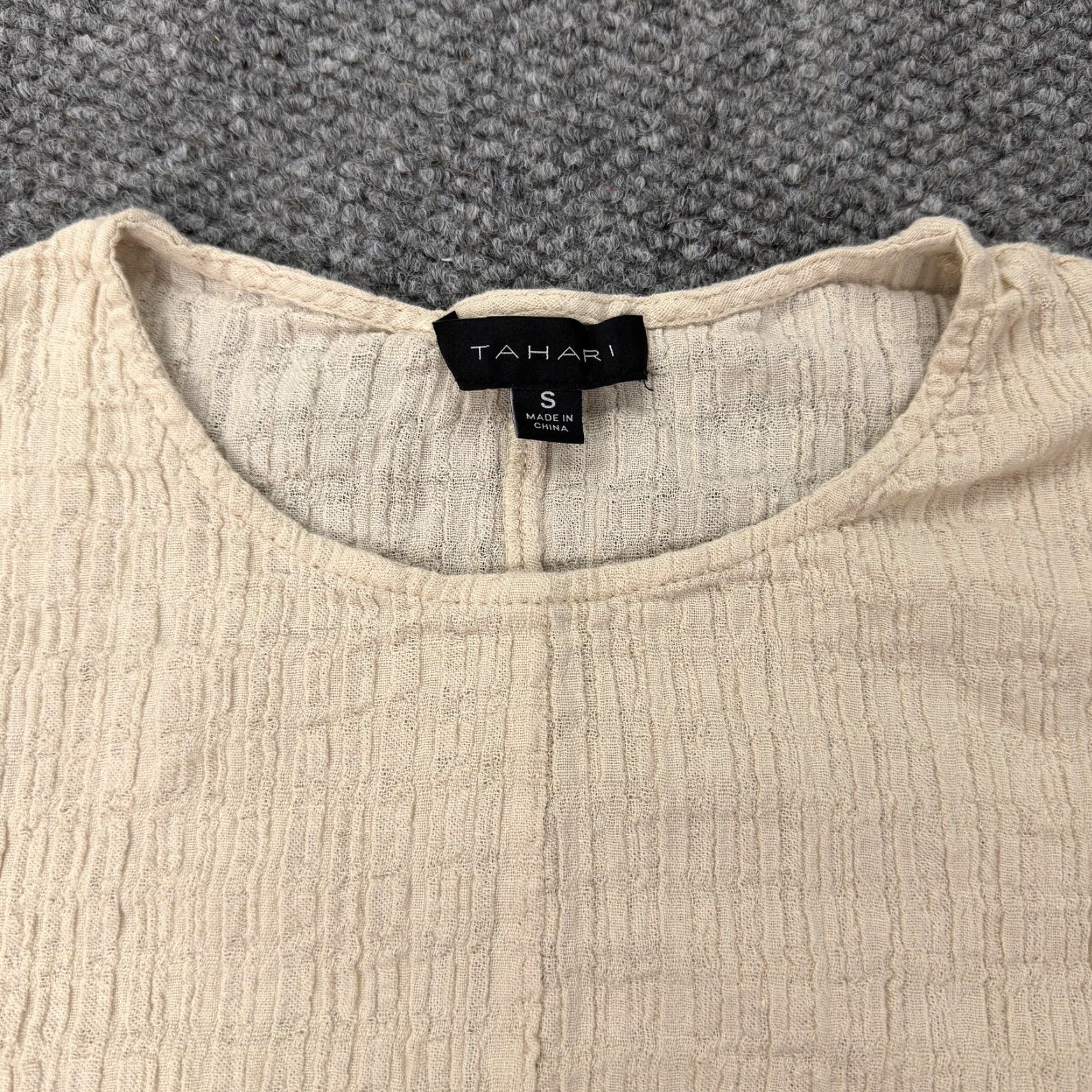 Vintage Tahari Blouse Women's Small Beige Linen Cotton Short Sleeve Casual Tunic Size S / US 4 / IT 40 - 4 Thumbnail