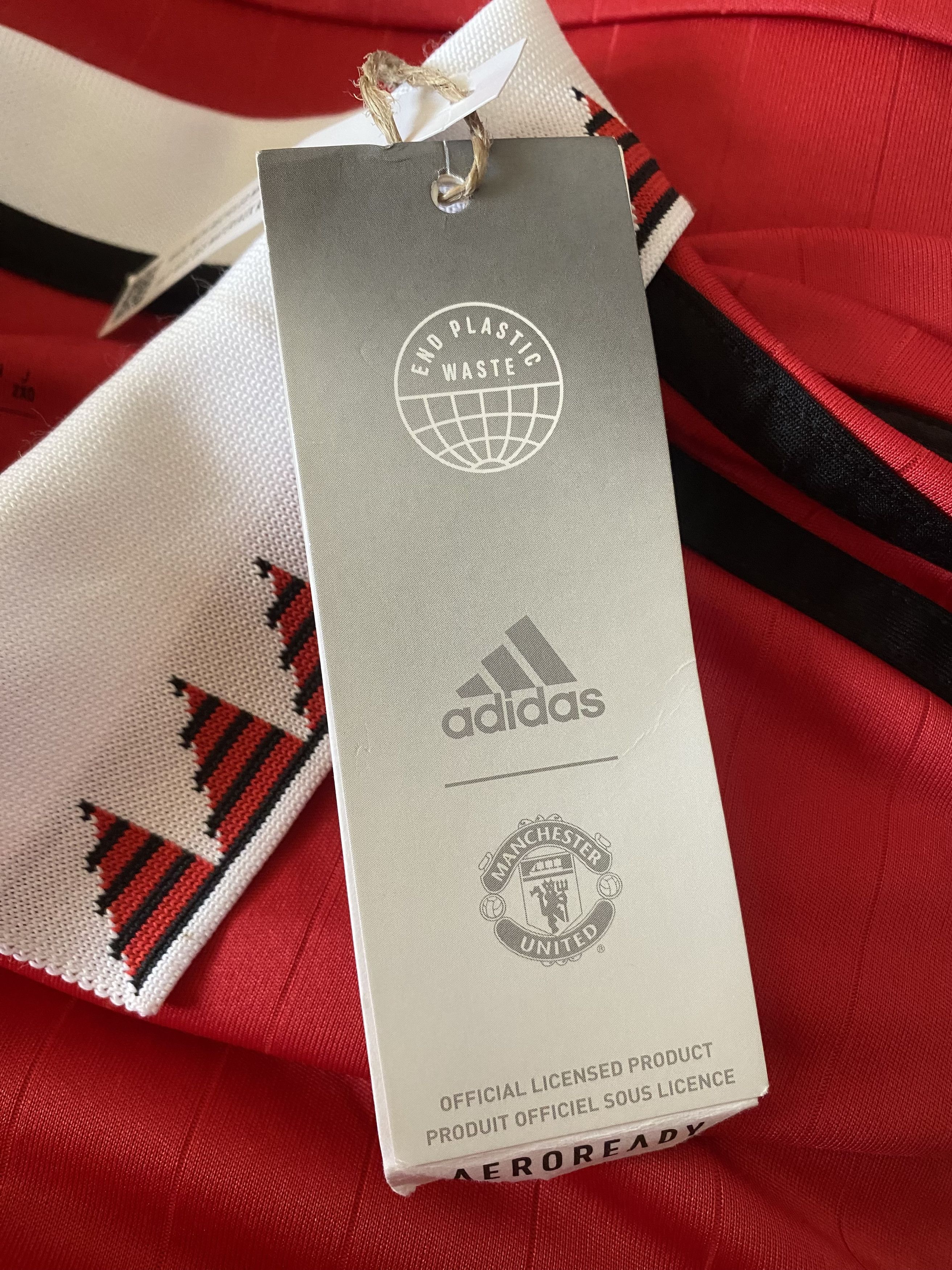 Adidas MANCHESTER UNITED FC 2022 -2023 - Adidas - L - NEW - UNIQUE Size US L / EU 52-54 / 3 - 9 Thumbnail