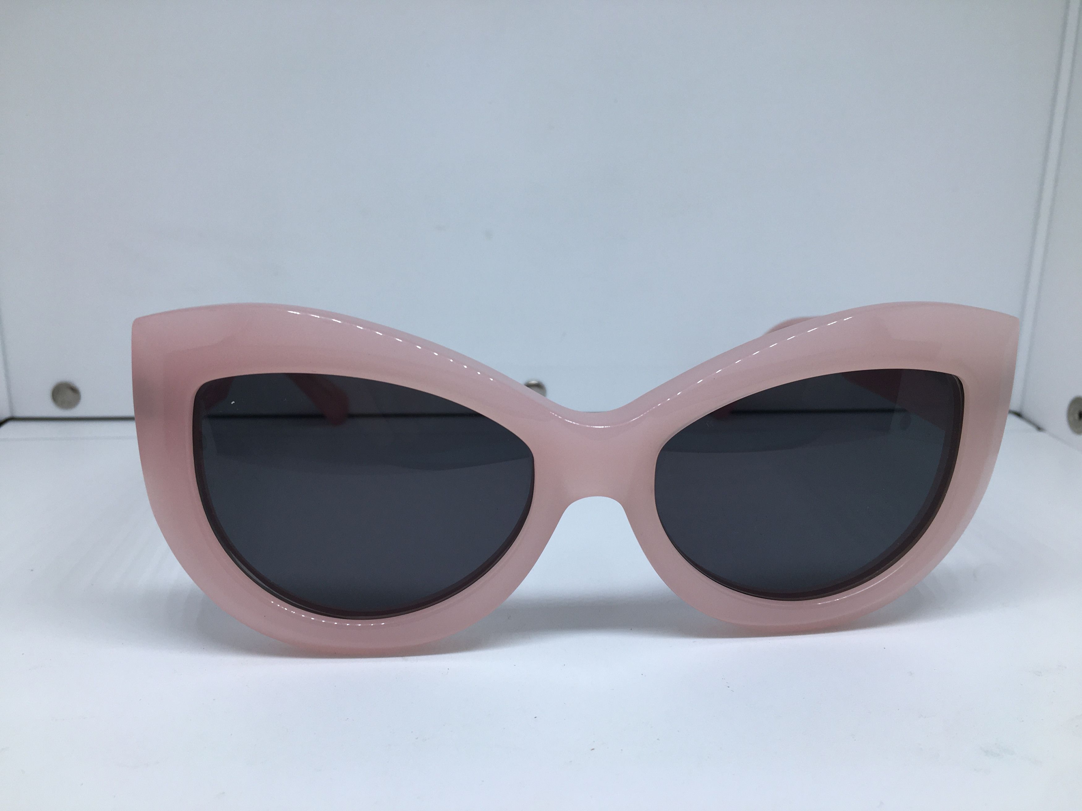 Wildfox Vintage Wildfox Kitten Cateye Chunky Sunglasses Size ONE SIZE - 2 Thumbnail