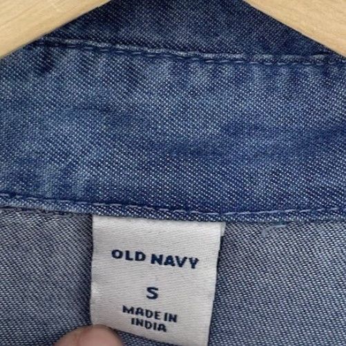 Old Navy Old Navy Chambray Shirt Dress Button Front Blue Long Sleeve S Womens Regular Size 100% Lyocell Casual Vintage No N/A Size S / US 4 / IT 40 - 6 Thumbnail