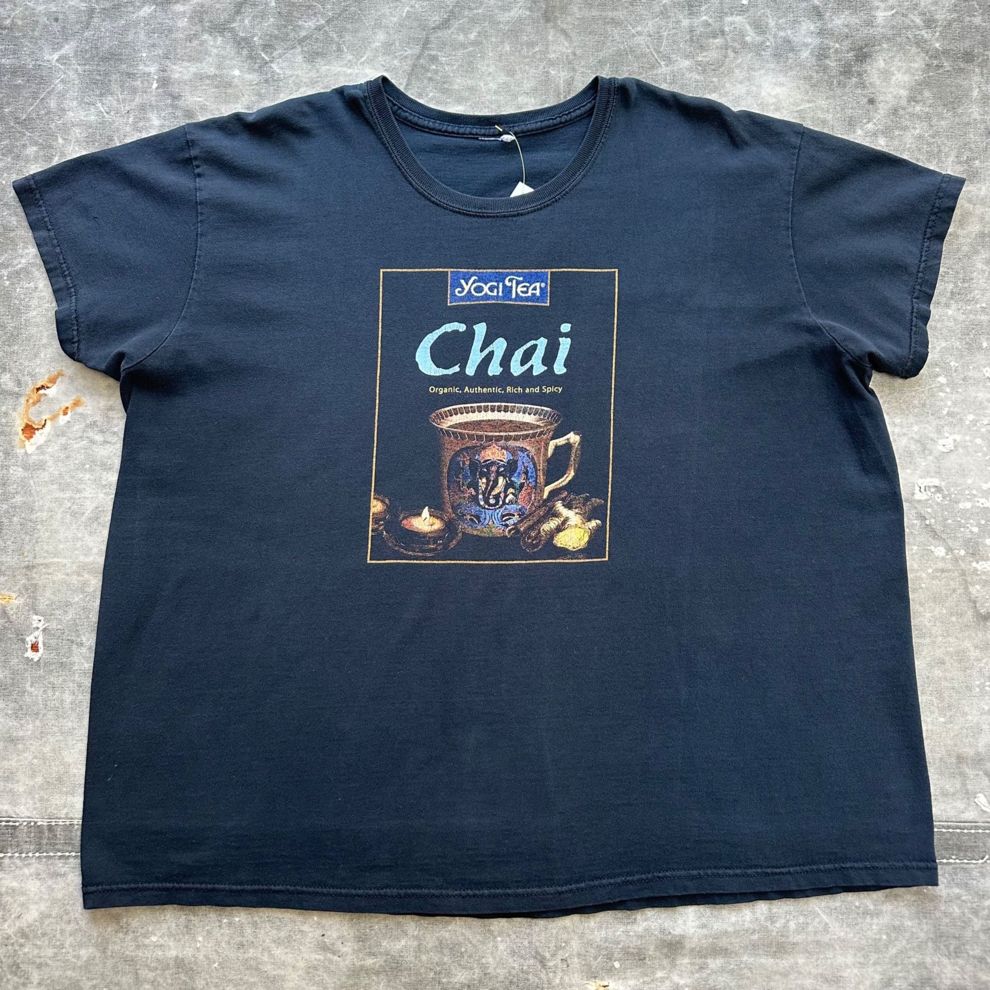 Vintage Vintage Yogi Tea Chai Organic Drink Shirt Size US XL / EU 56 / 4 - 1 Thumbnail