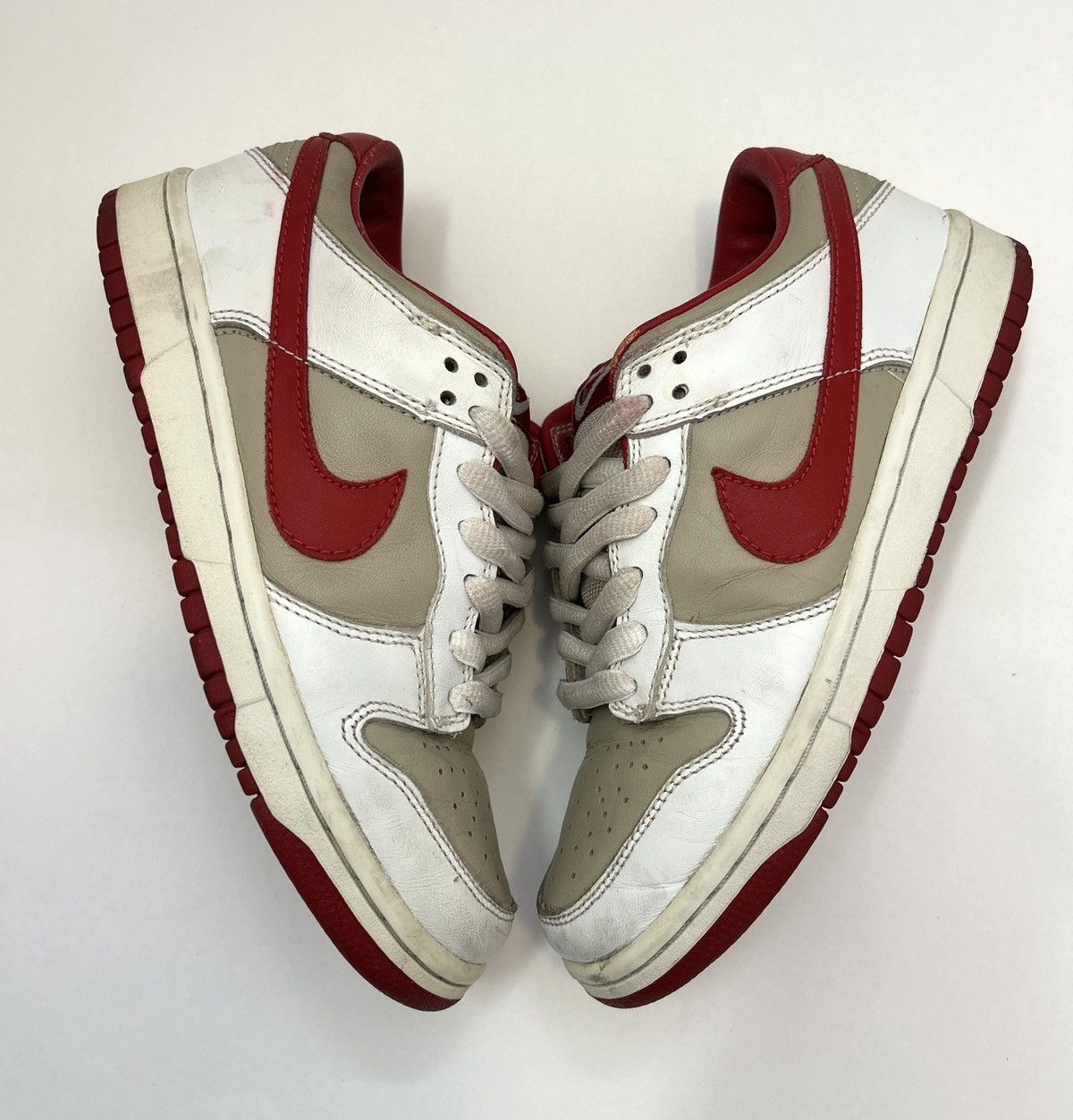 Nike Nike Wmns Dunk Low Pro ‘Light Stone Varsity Red’ Size: 7.5 Size US 7.5 / IT 37.5 - 2 Thumbnail