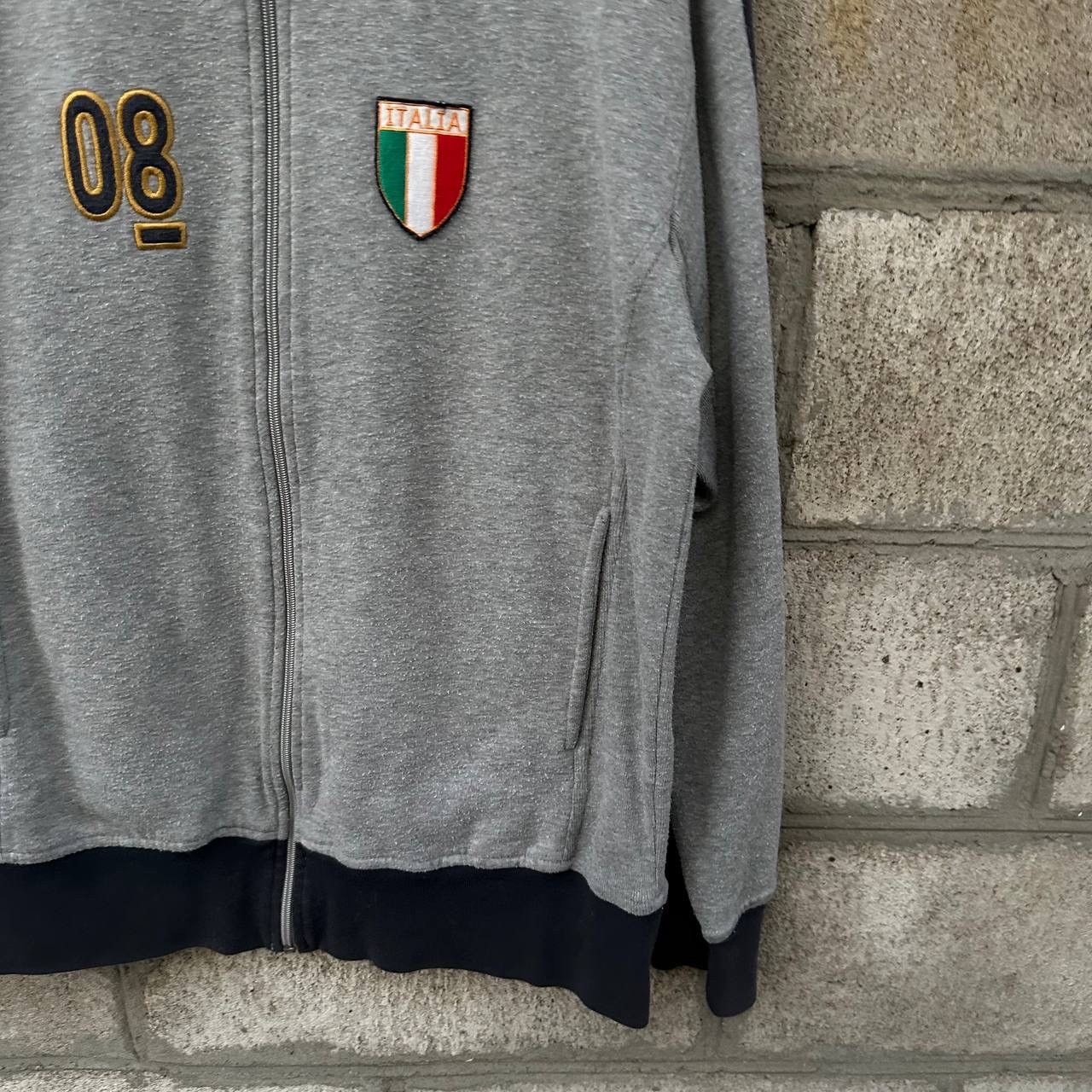 Number (N)ine Vintage Italia Zip Sweater Big Logo Size XL Y2K 00s USA Size US XL / EU 56 / 4 - 4 Thumbnail