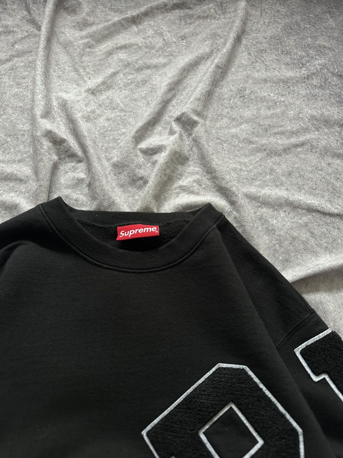 Supreme FW20 Supreme Big Arc Crewneck Chenille Logo Sweatshirt Size US M / EU 48-50 / 2 - 6 Thumbnail
