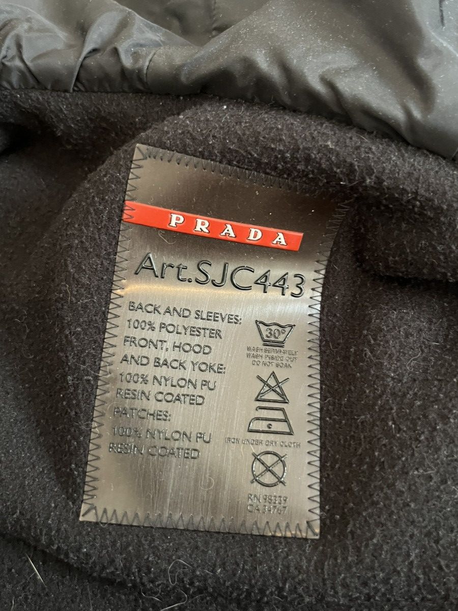Prada Prada Hooded Technical Nylon Jacket Black Size US S / EU 44-46 / 1 - 4 Thumbnail