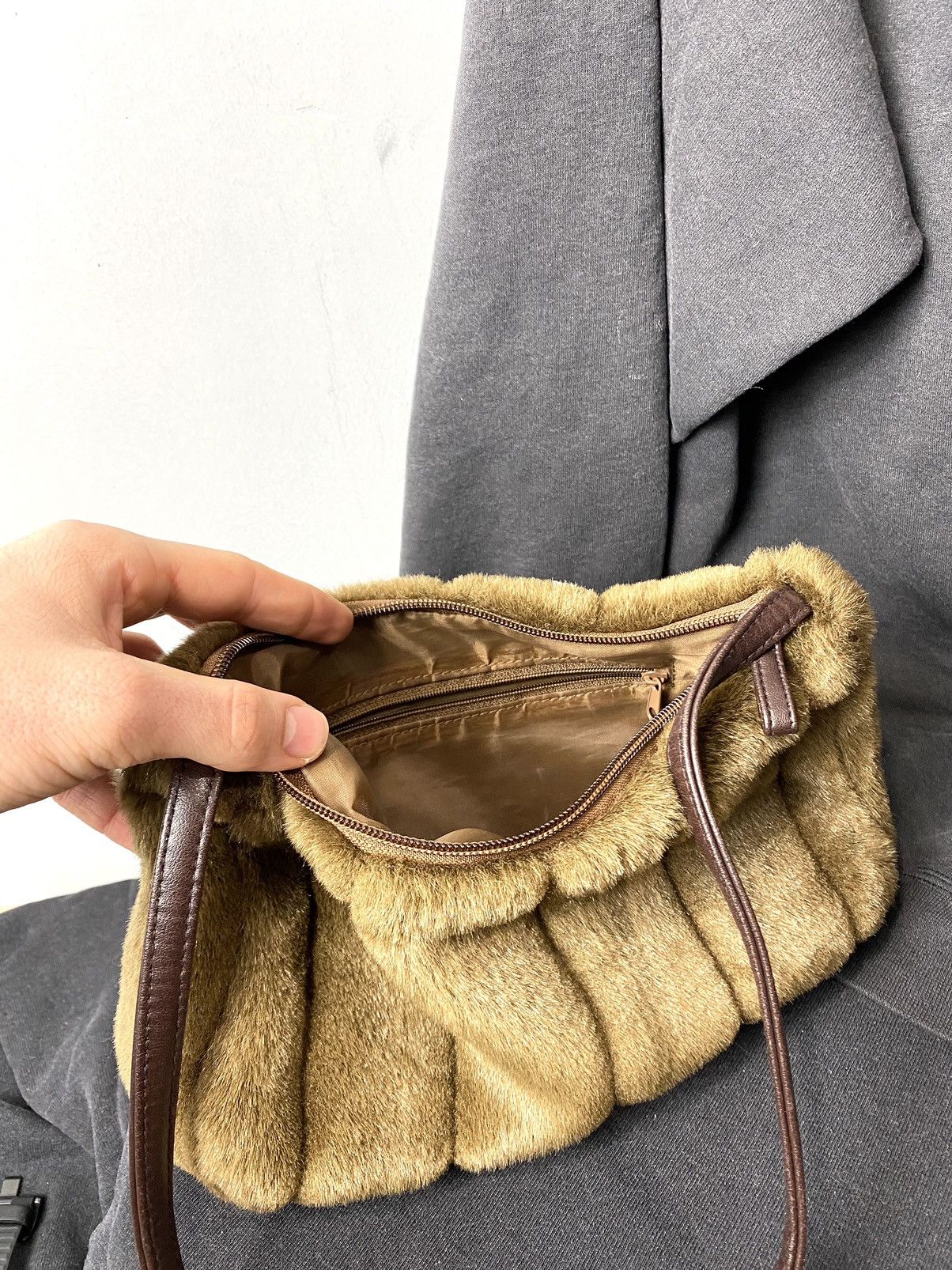 Vintage Vintage Fuzzy Mohair Y2K Bag Japan Style Ushanka Size ONE SIZE - 5 Thumbnail