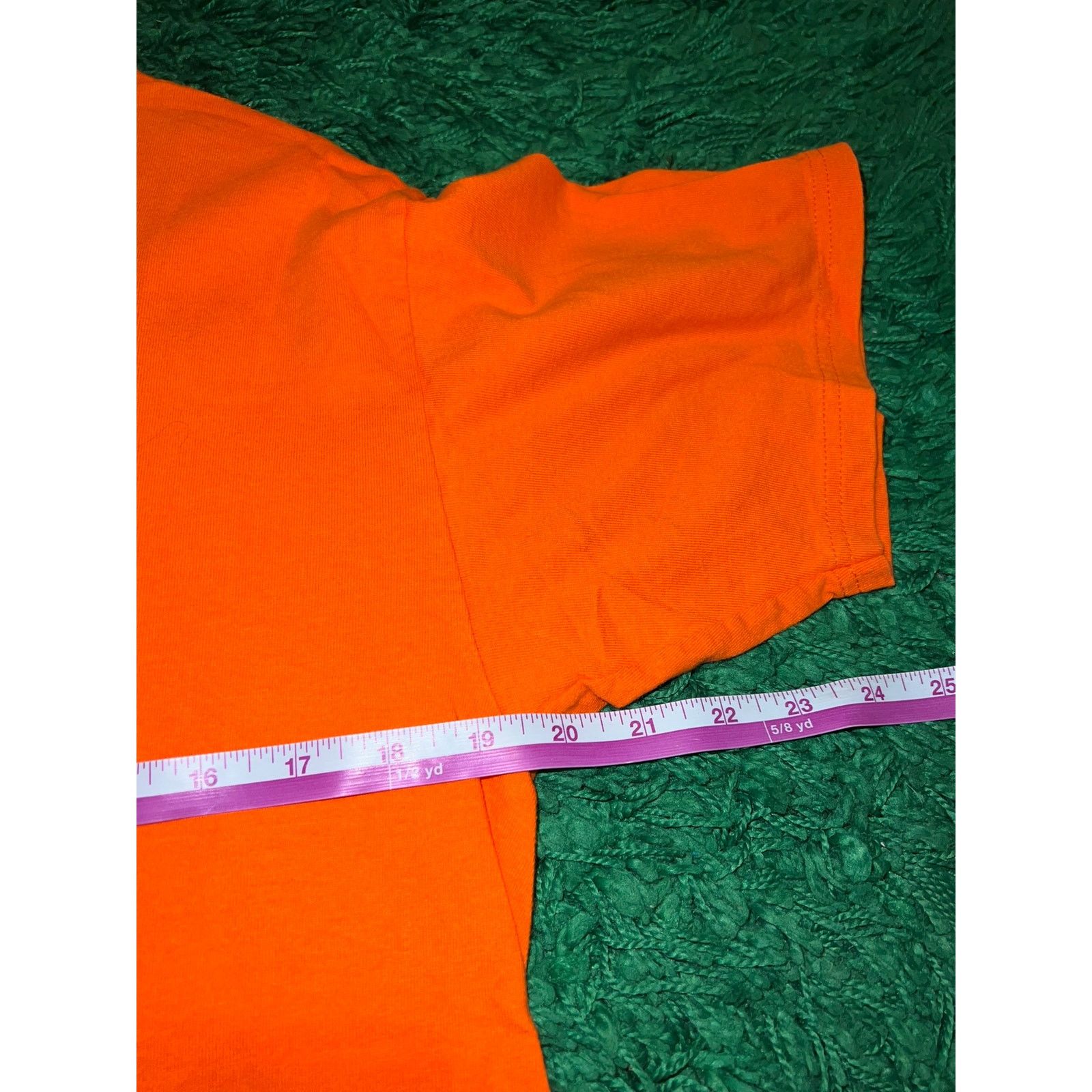 Hanes Seaworld Busch Gardens Adventure Camps Orange Shirt VTG M Size US M / EU 48-50 / 2 - 8 Thumbnail