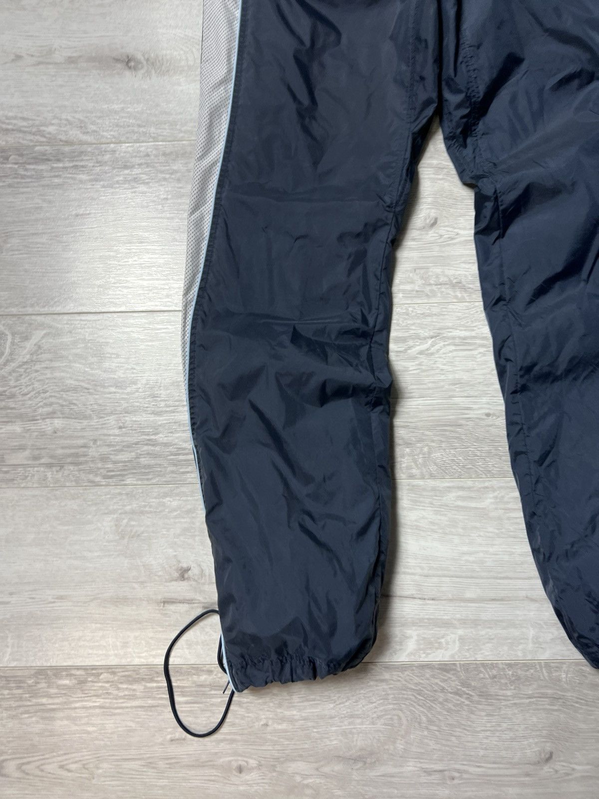 Nike Vintage Nike Swoosh White Track Pants (Sweatpants) Size US 32 / EU 48 - 9 Thumbnail