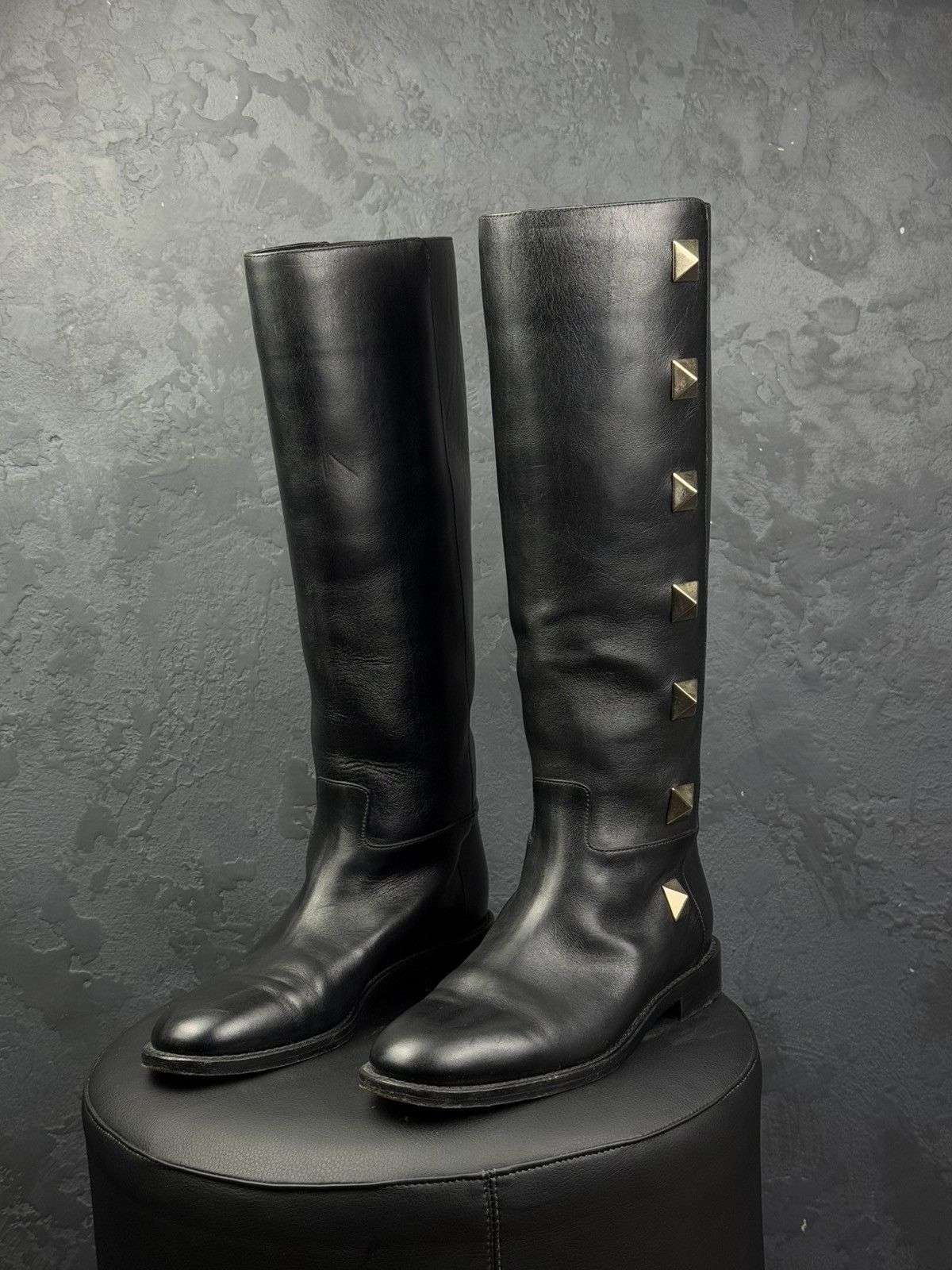 Valentino Valentino Garavani Rockstud Black Leather Women’s Knee Boots Size US 8 / IT 38 - 1 Thumbnail