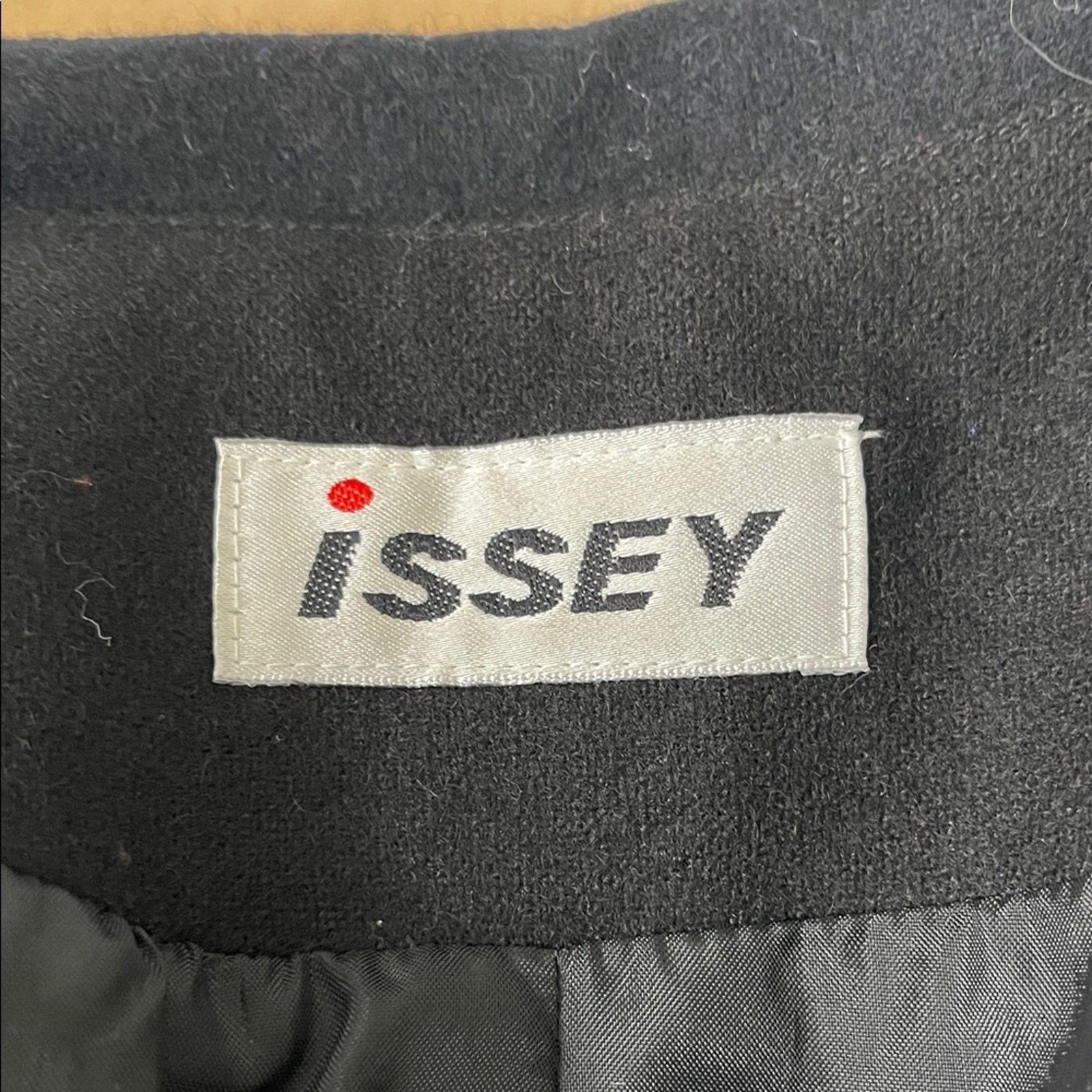Issey Miyake iSSEY Miyake Vintage Black Cropped Jacket Gold Chain Detail Size ONE SIZE - 3 Thumbnail
