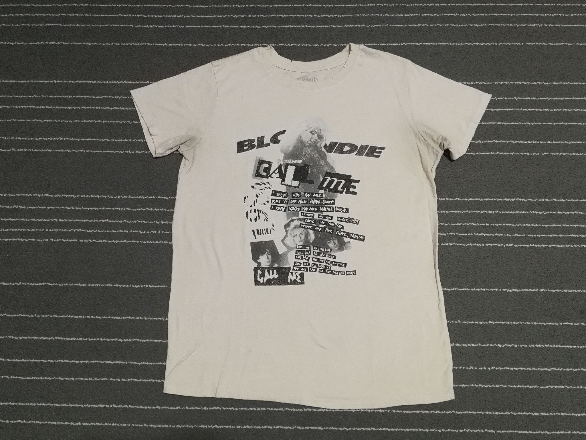 Other Blondie band call me 2000 copyright M 1887 Size M / US 6-8 / IT 42-44 - 1 Thumbnail