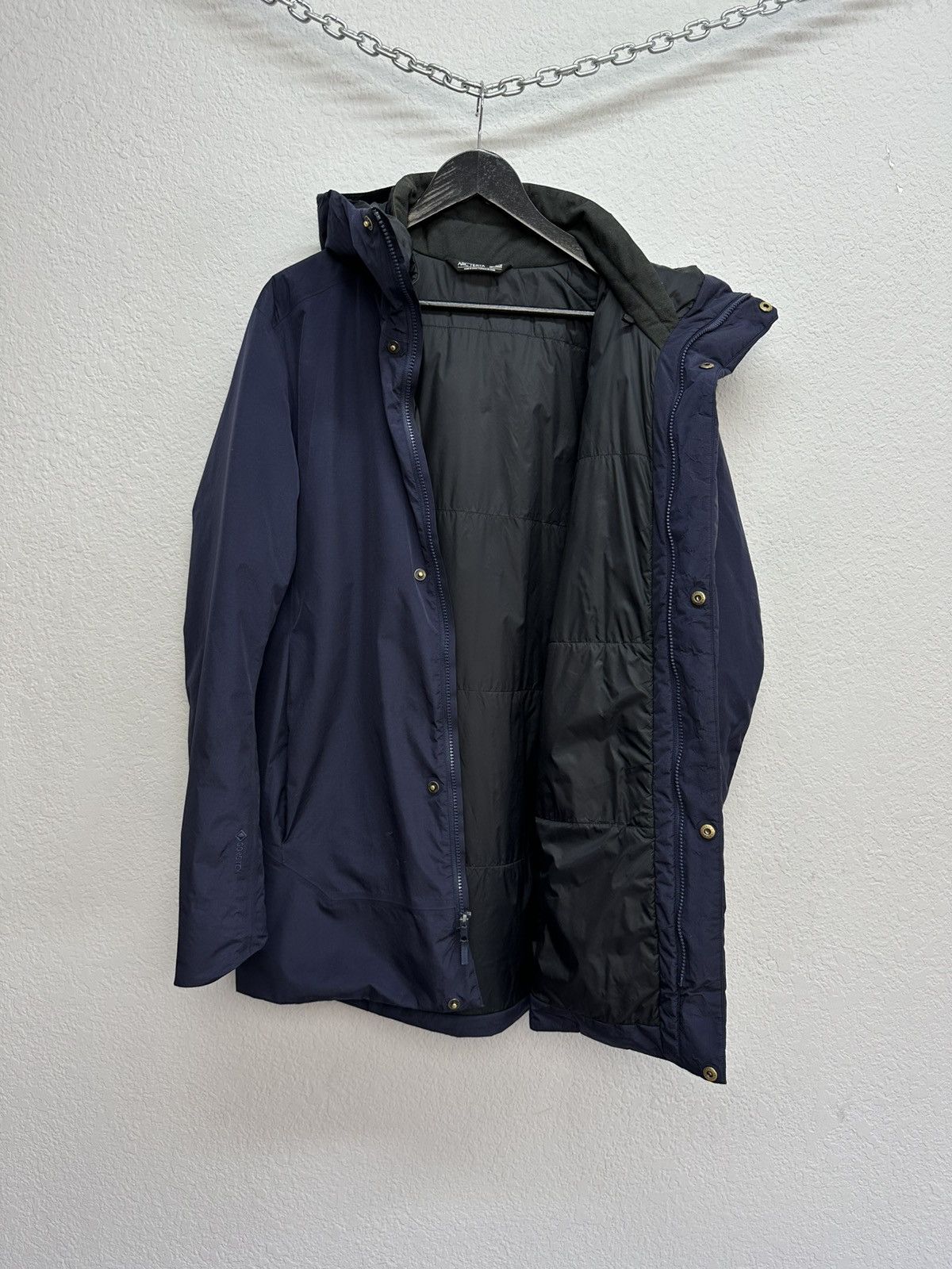 Arc'teryx Magnus Coat Gore-Tex Jacket Parka Navy Blue