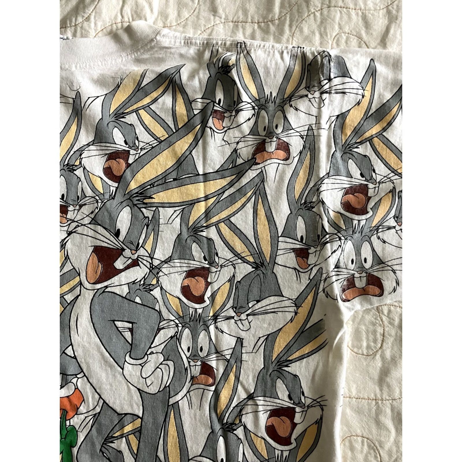 Vintage VINTAGE Bugs Bunny Looney Tunes AOP T-shirt Wild Oats XL White 1992 90s USA Men Size US XL / EU 56 / 4 - 6 Thumbnail