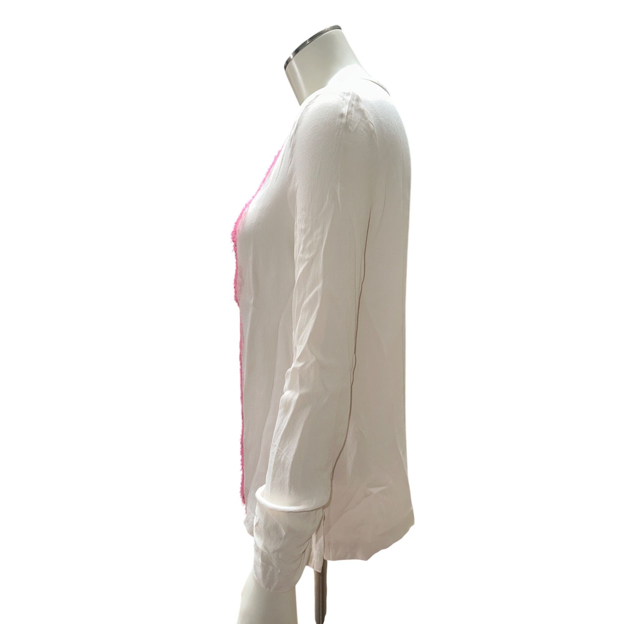 Boutique Moschino Boutique Moschino 6 White Silk Blend Blouse Floral Lace Embr Size M / US 6-8 / IT 42-44 - 3 Thumbnail