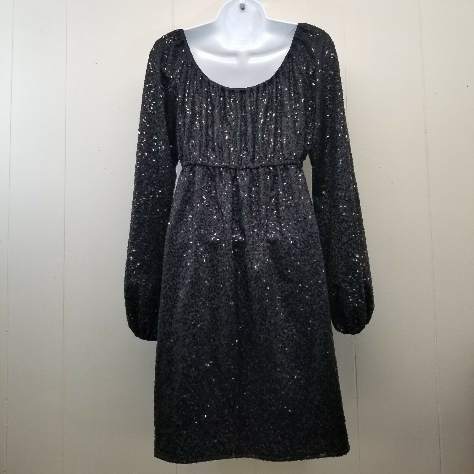 Betsey Johnson Betsey Johnson M Dress Black Silk Sequin Off Shoulders LBD H Size M / US 6-8 / IT 42-44 - 4 Thumbnail