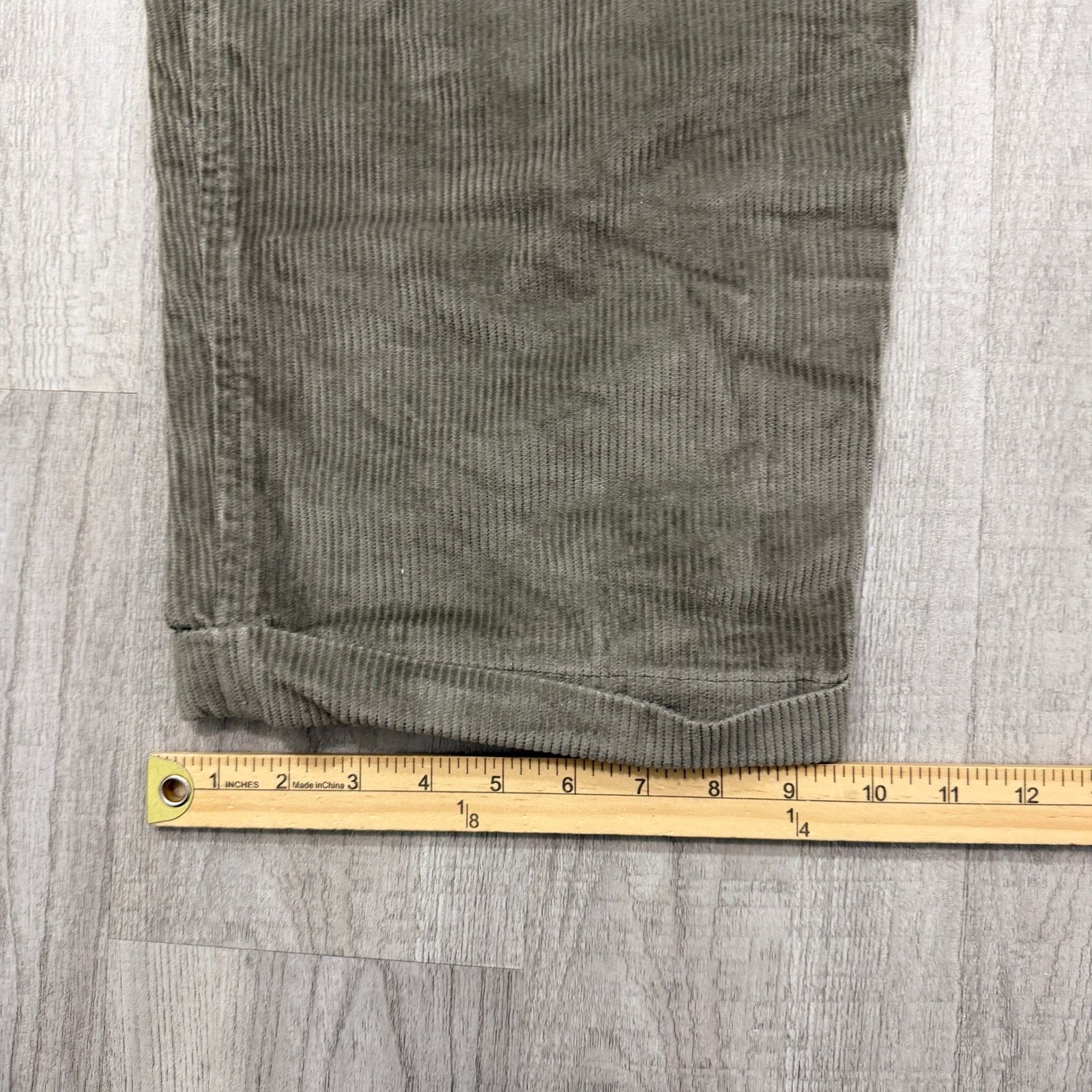 Gap Vintage Gap Easy Fit Corduroy Pants 40x30 Green Preppy Cords Size US 40 / EU 56 - 9 Thumbnail