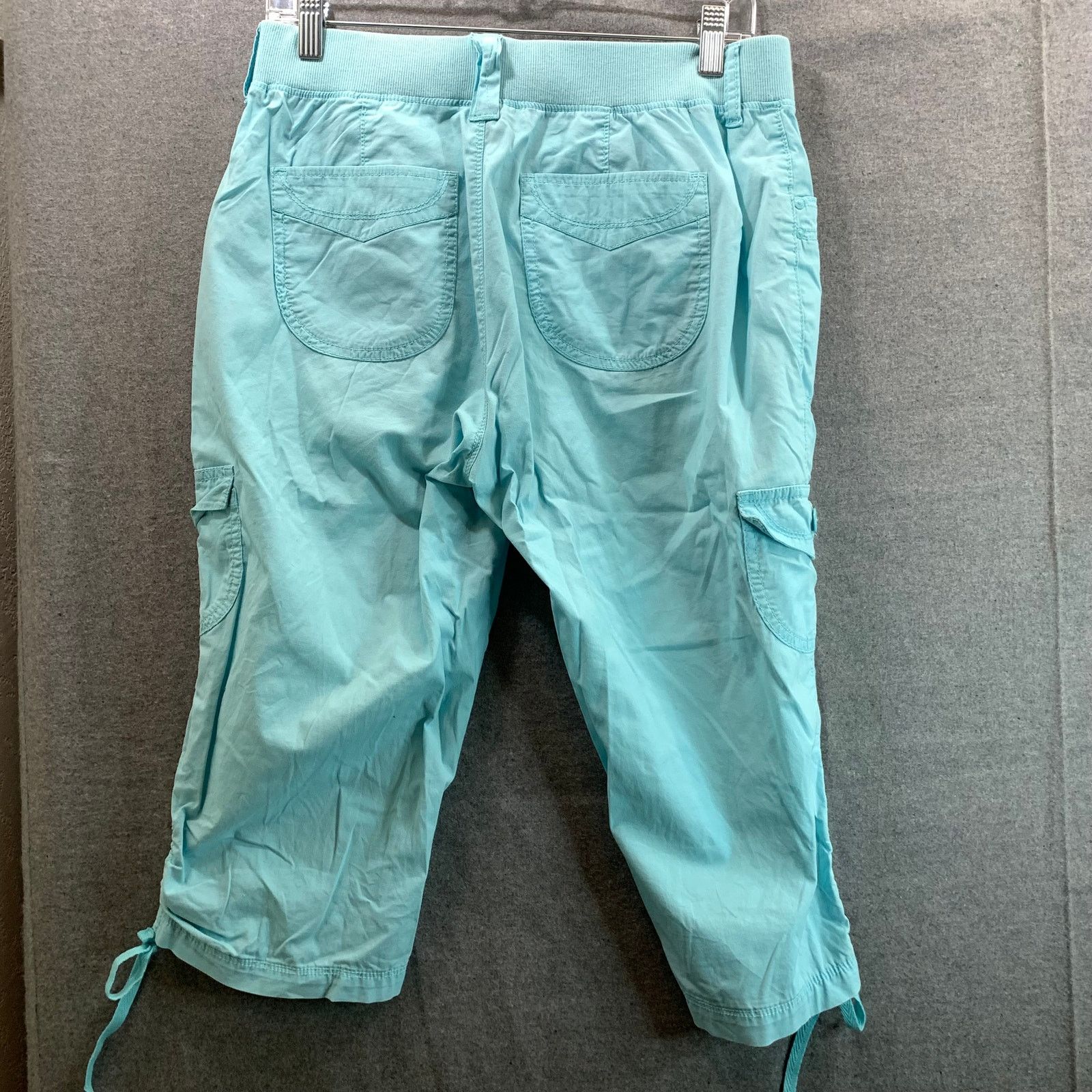 Gloria Vanderbilt Gloria Vanderbilt Shorts Women Size 6 Light Blue Size 28" / US 6 / IT 42 - 2 Thumbnail