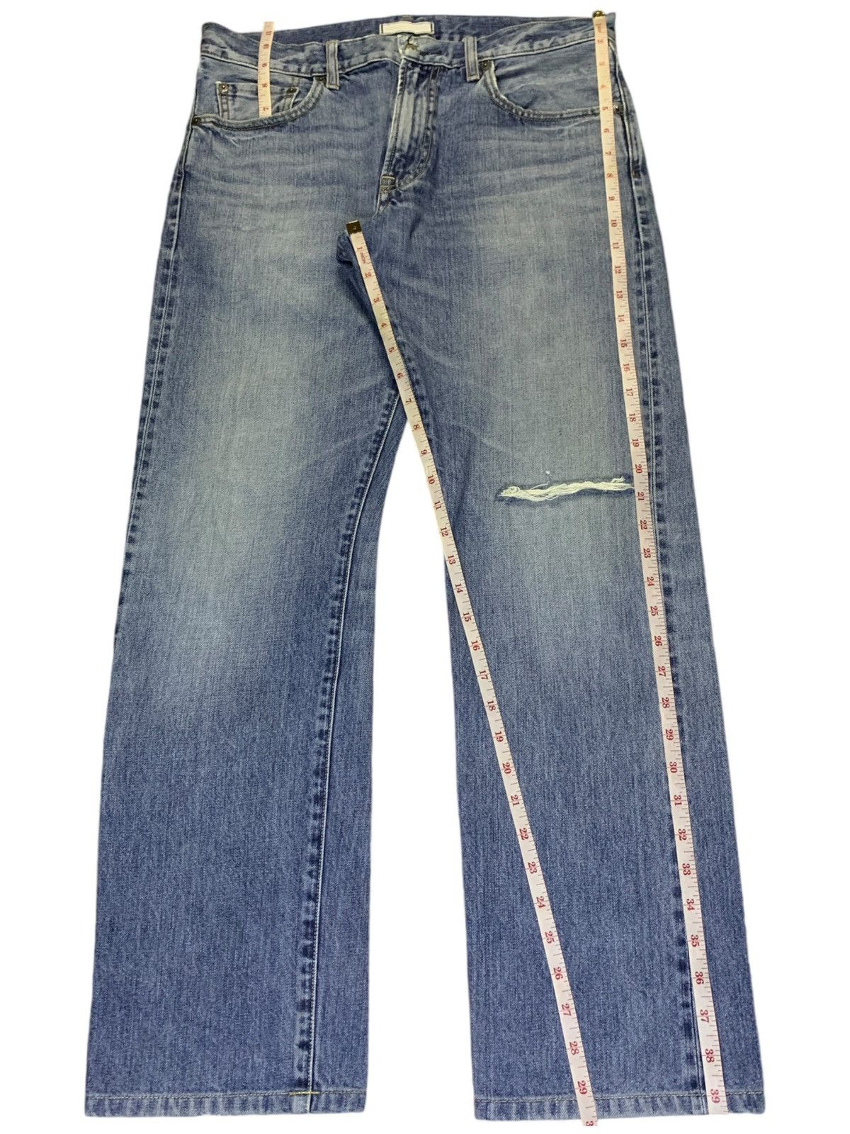 Uniqlo SALES🔥Vintage Uniqlo Selvedge Faded Distress Loose Jeans Size US 33 - 14 Thumbnail