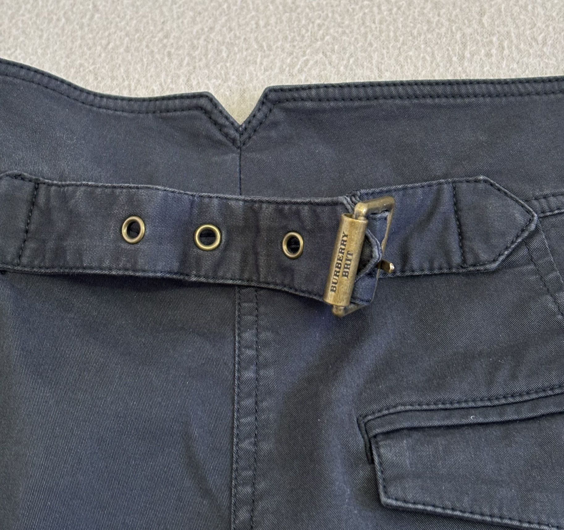 Burberry Burberry Navy shorts size 8 Size 27" / US 4 / IT 40 - 14 Thumbnail