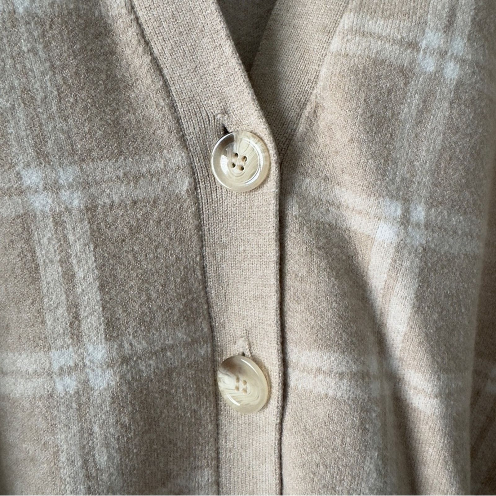 Joie Joie Beige Plaid Cardigan long sleeve cable knit accent EUC Size M / US 6-8 / IT 42-44 - 7 Thumbnail