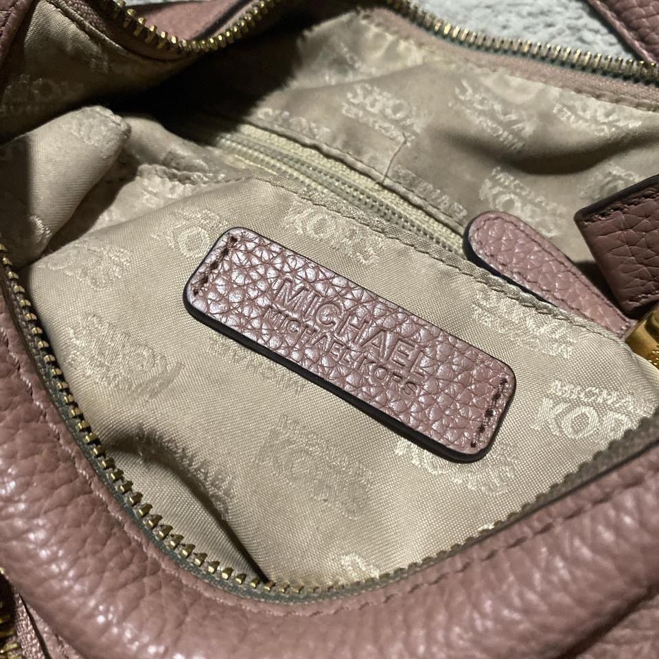 Michael Kors Michael Kors Pink Pebble Grain Leather Crossbody Bag Size ONE SIZE - 2 Thumbnail