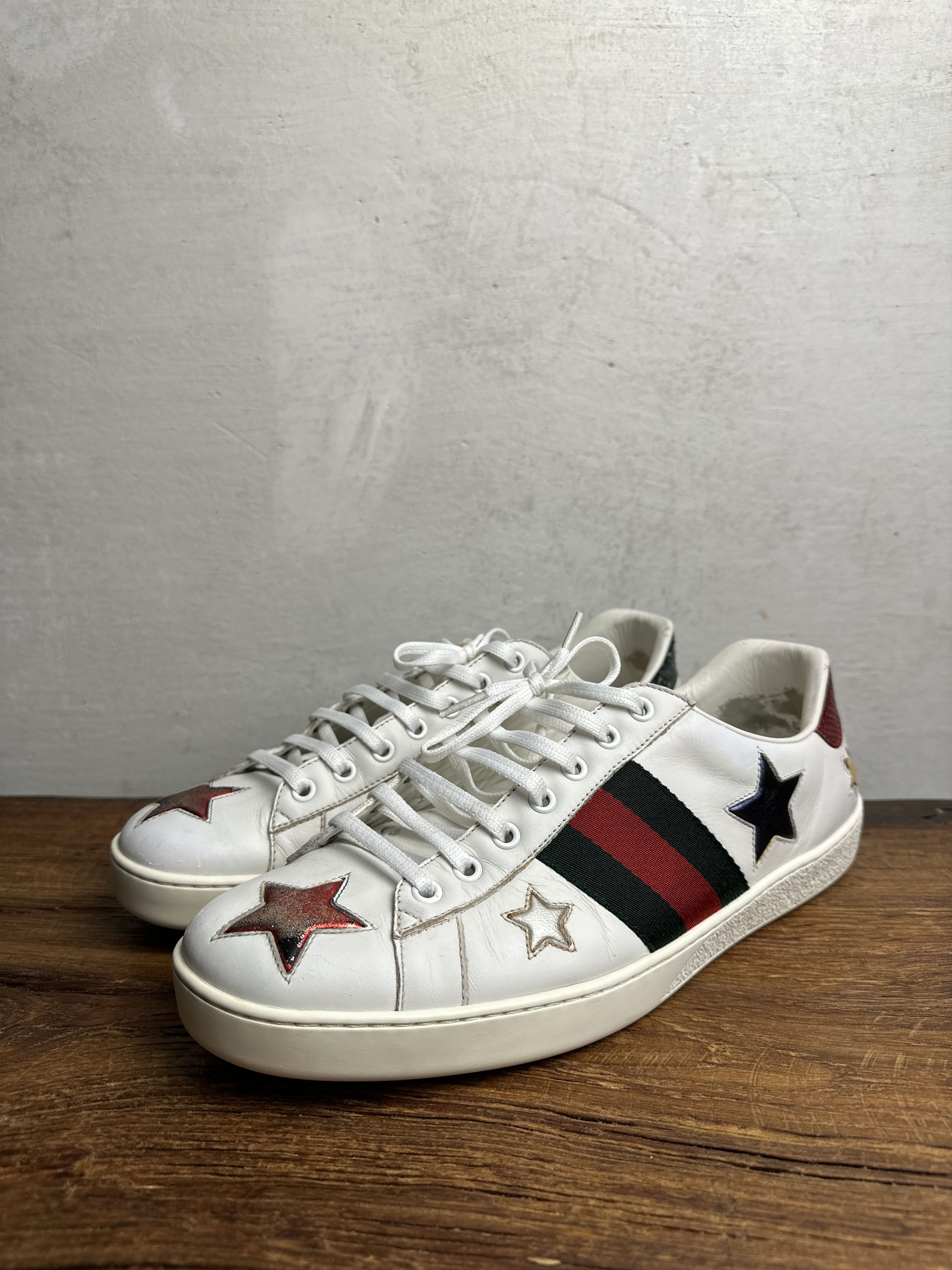Gucci Gucci Gucci White Leather Ace Metallic Stars Low Top Size US 10 / EU 43 - 1 Thumbnail