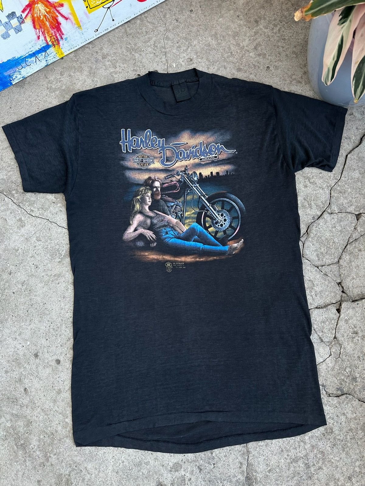 Vintage Ultra Rare 3D Emblem T Shirt Size US XL / EU 56 / 4 - 1 Thumbnail