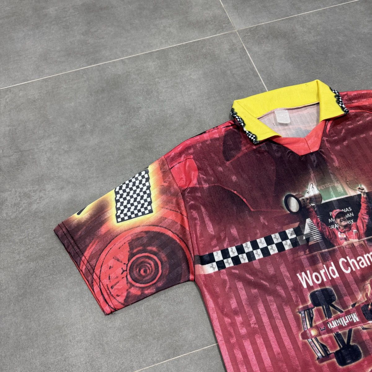 Ferrari × Formula 1 × Vintage Vintage Ferrari Michael Schumacher Shummy Racing Shirt Sz L Size US L / EU 52-54 / 3 - 3 Thumbnail